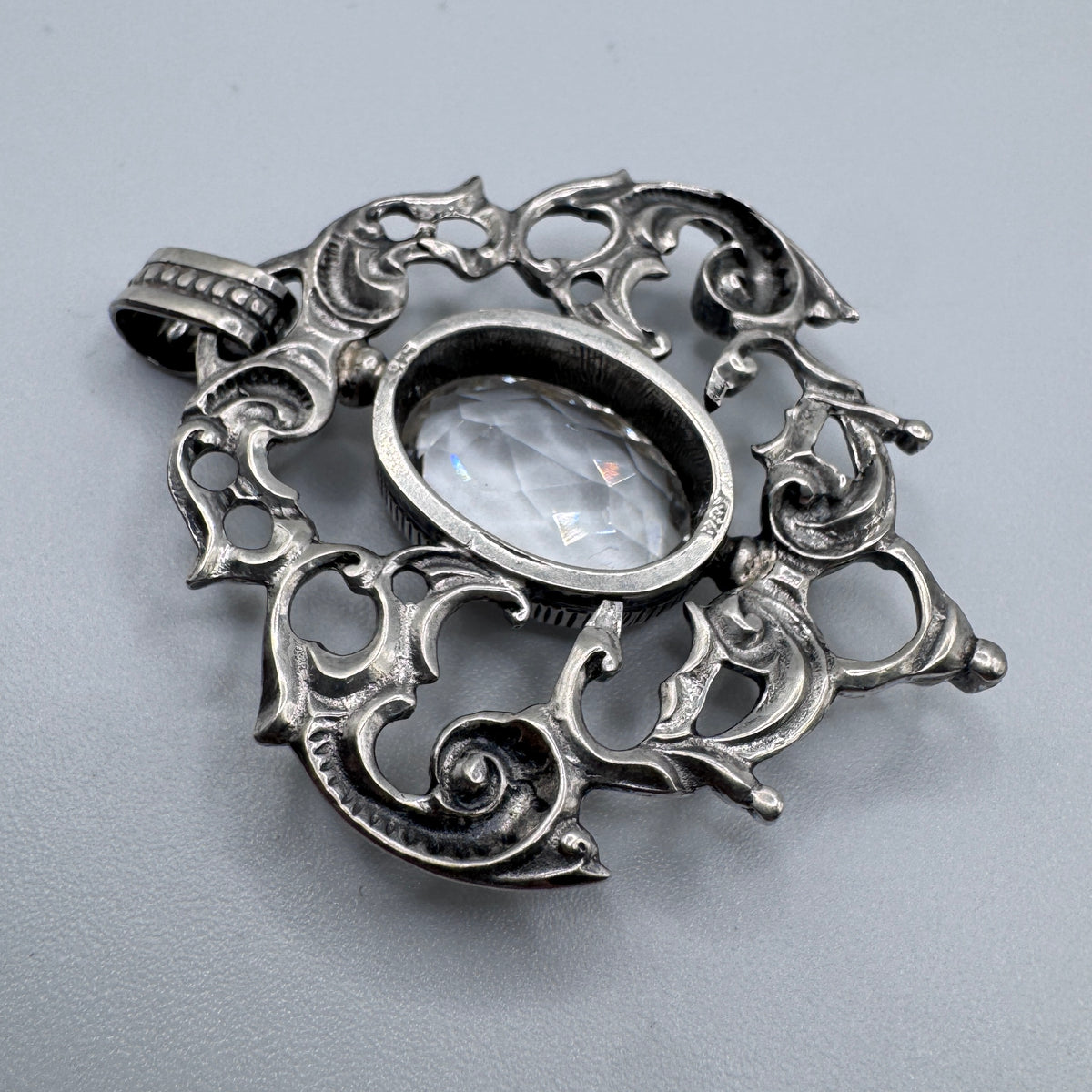 Superbe Pendentif en argent et cristal