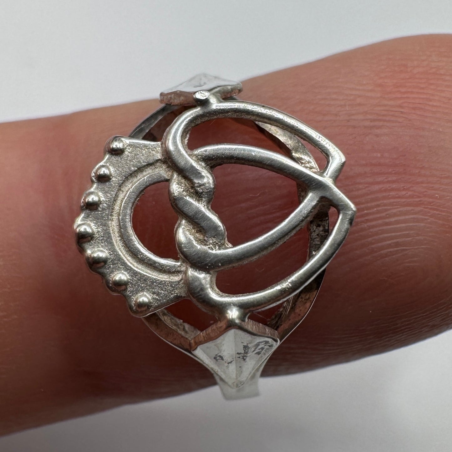 Superbe bague ancienne « cœur vendéen » argent massif - neuf stock ancien bijoutier