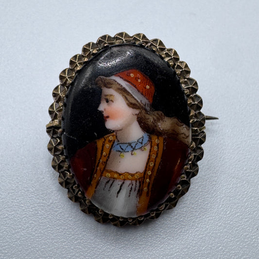 Broche ancienne " portrait femme "- peinture sur porcelaine
