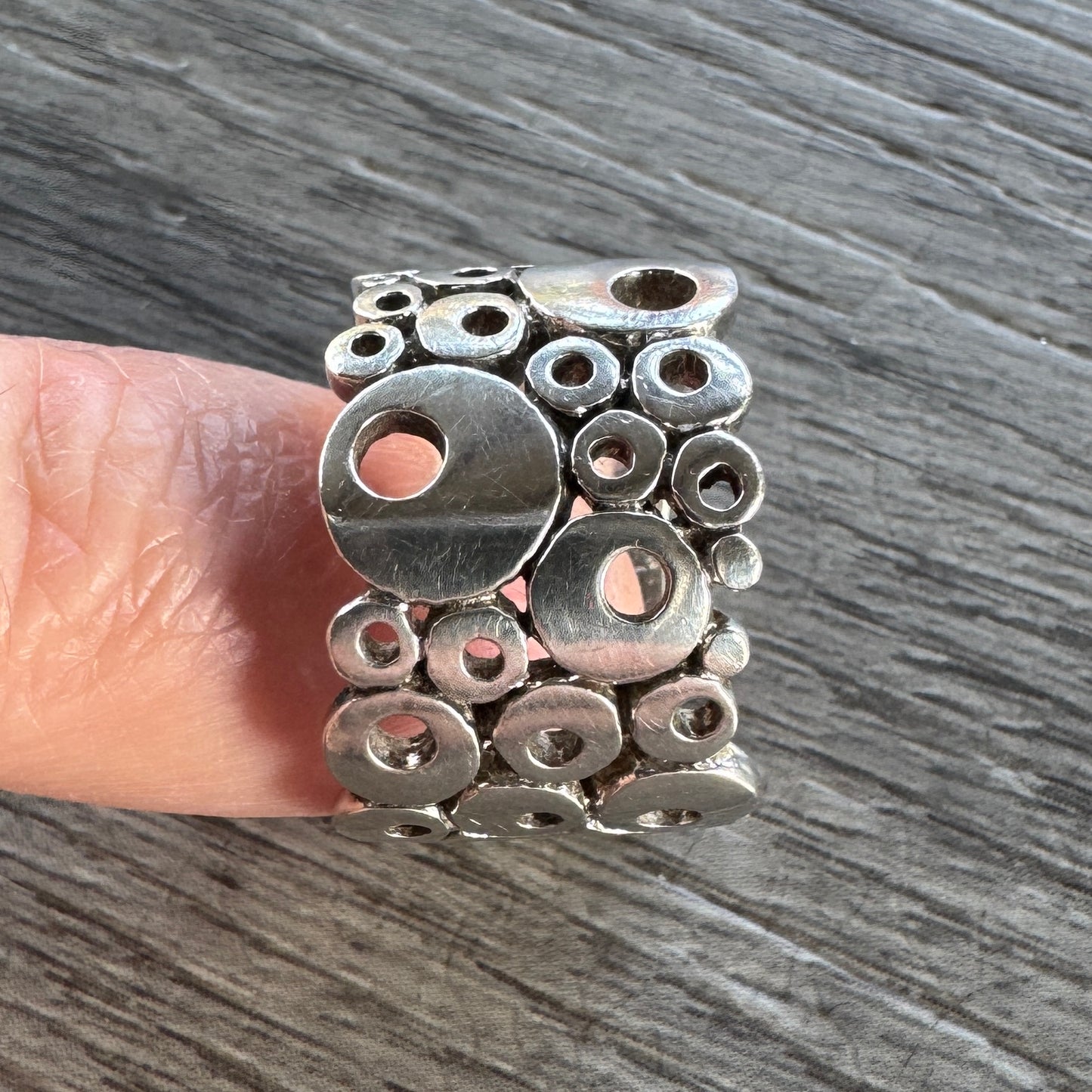 Bague en argent motif géométrie