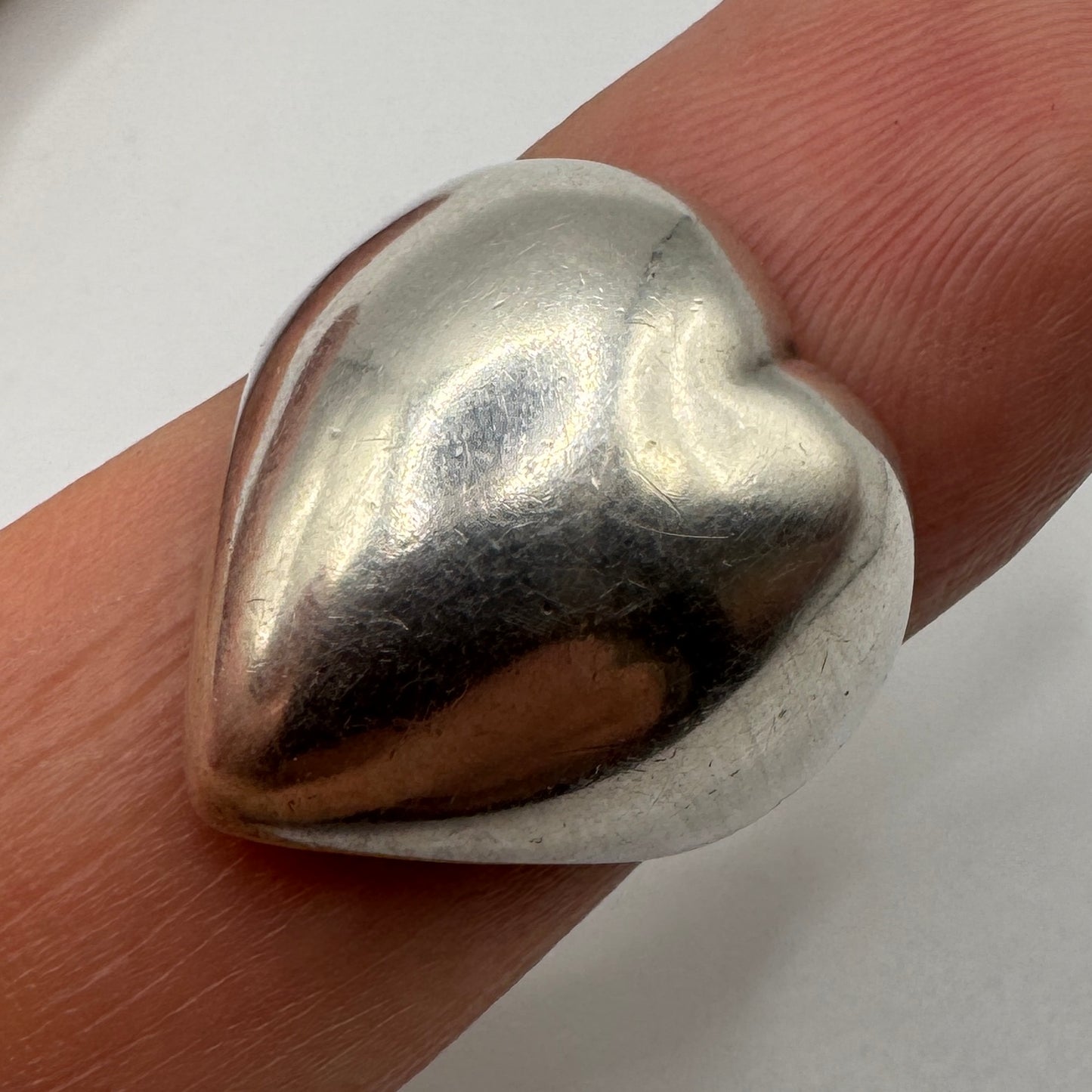 Bague en argent motif « cœur »