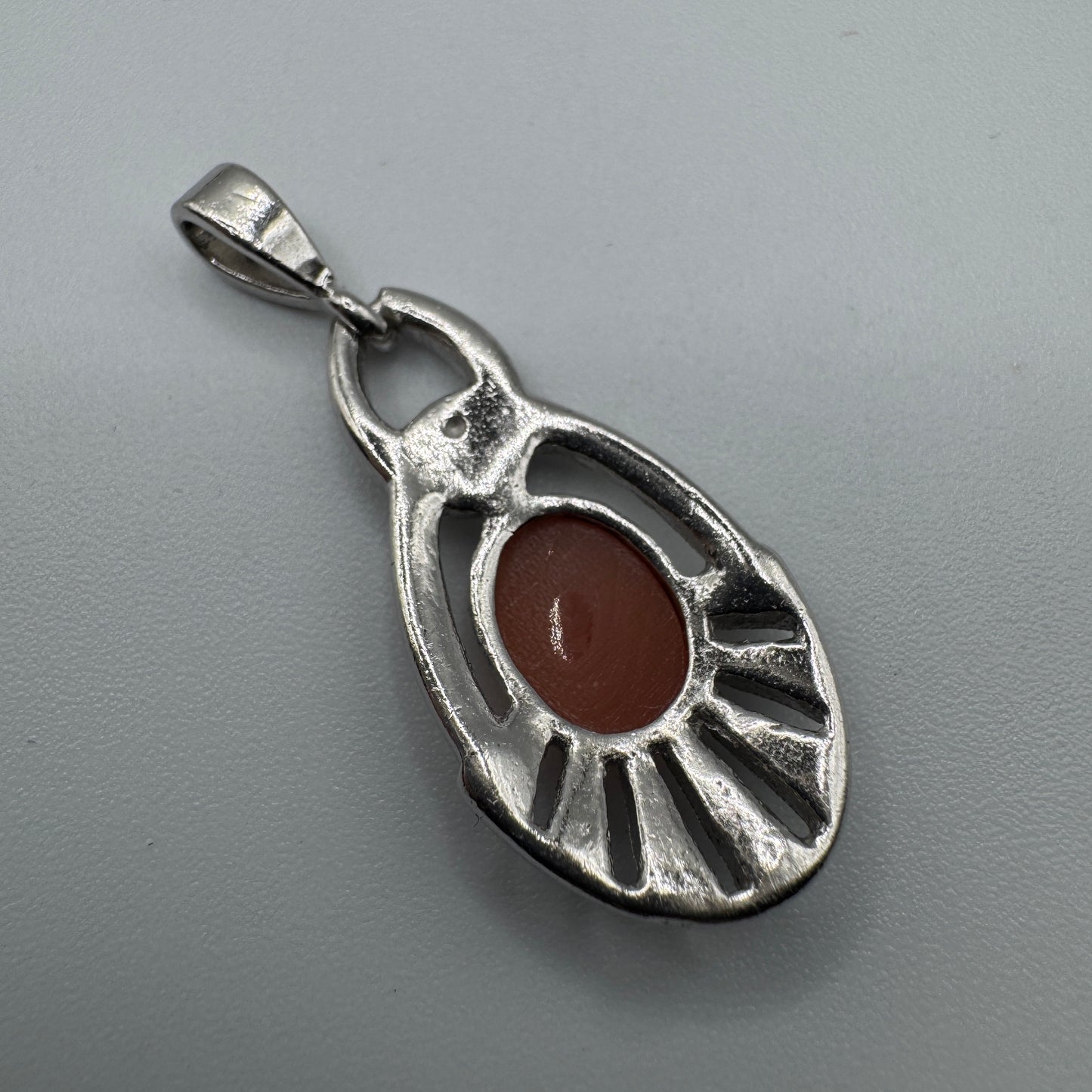 Pendentif camée - argent massif et marcassites
