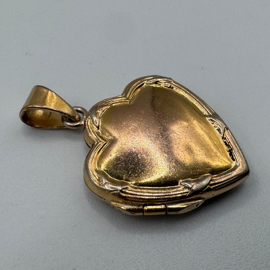Pendentif ancien porte photo « cœur » en plaqué or
