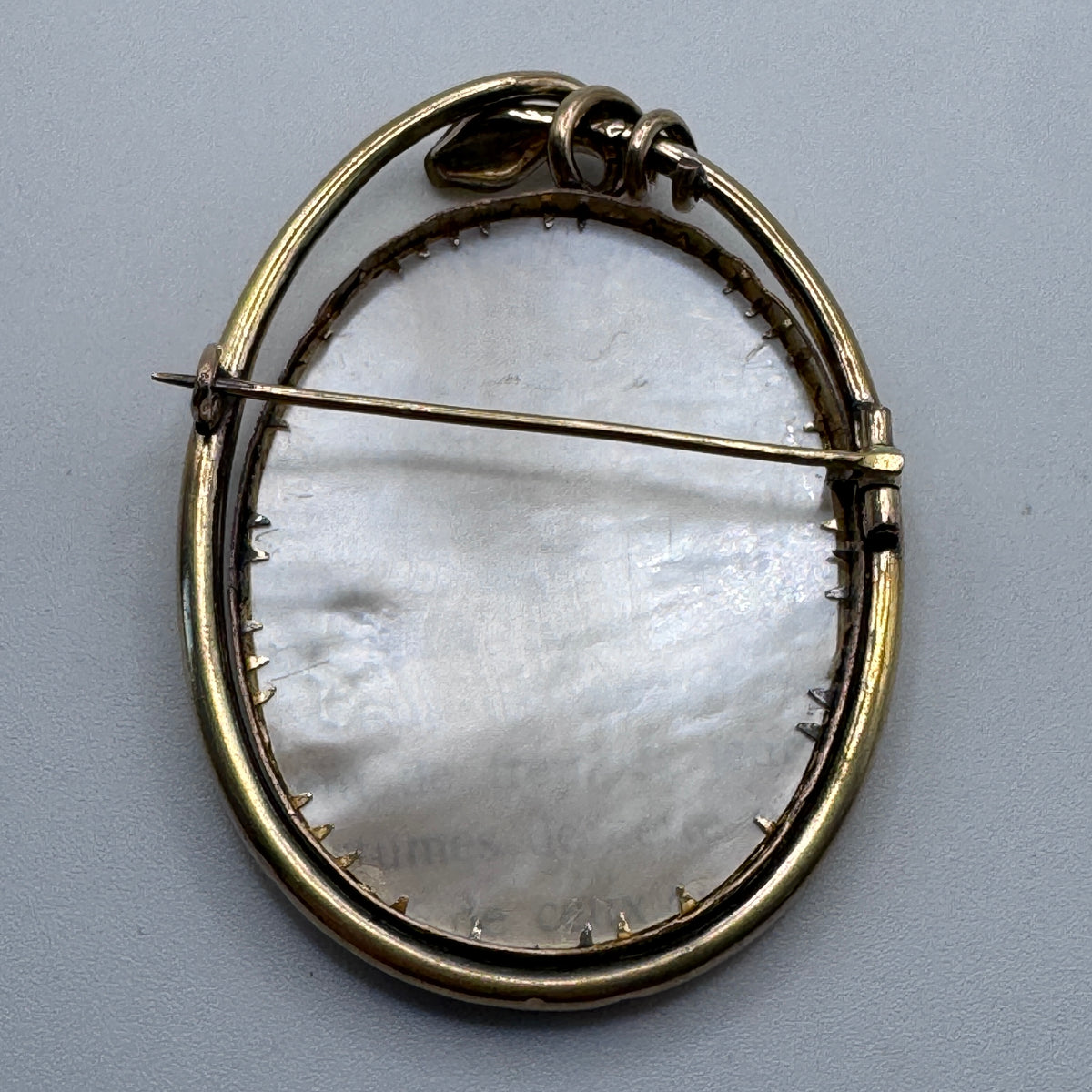 Rare grande Broche XIXe porte photo - « serpent entrelacé » - plaque or