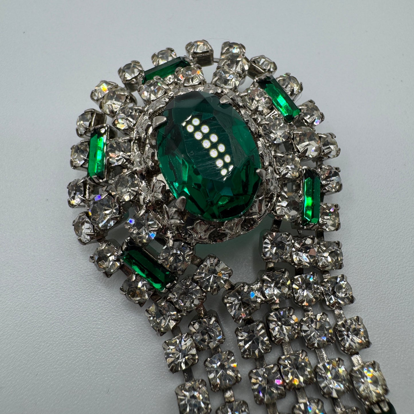 Broche ancienne Vintage - métal argenté et verroterie