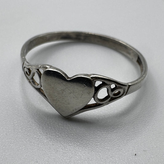 Bague ancienne en argent « cœur » - vers 1900