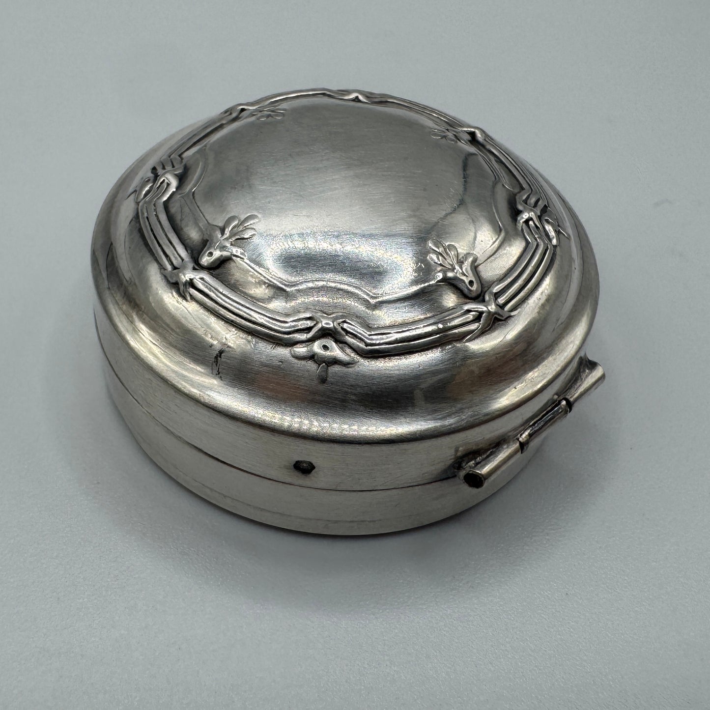 boîte pilulier ancien en argent