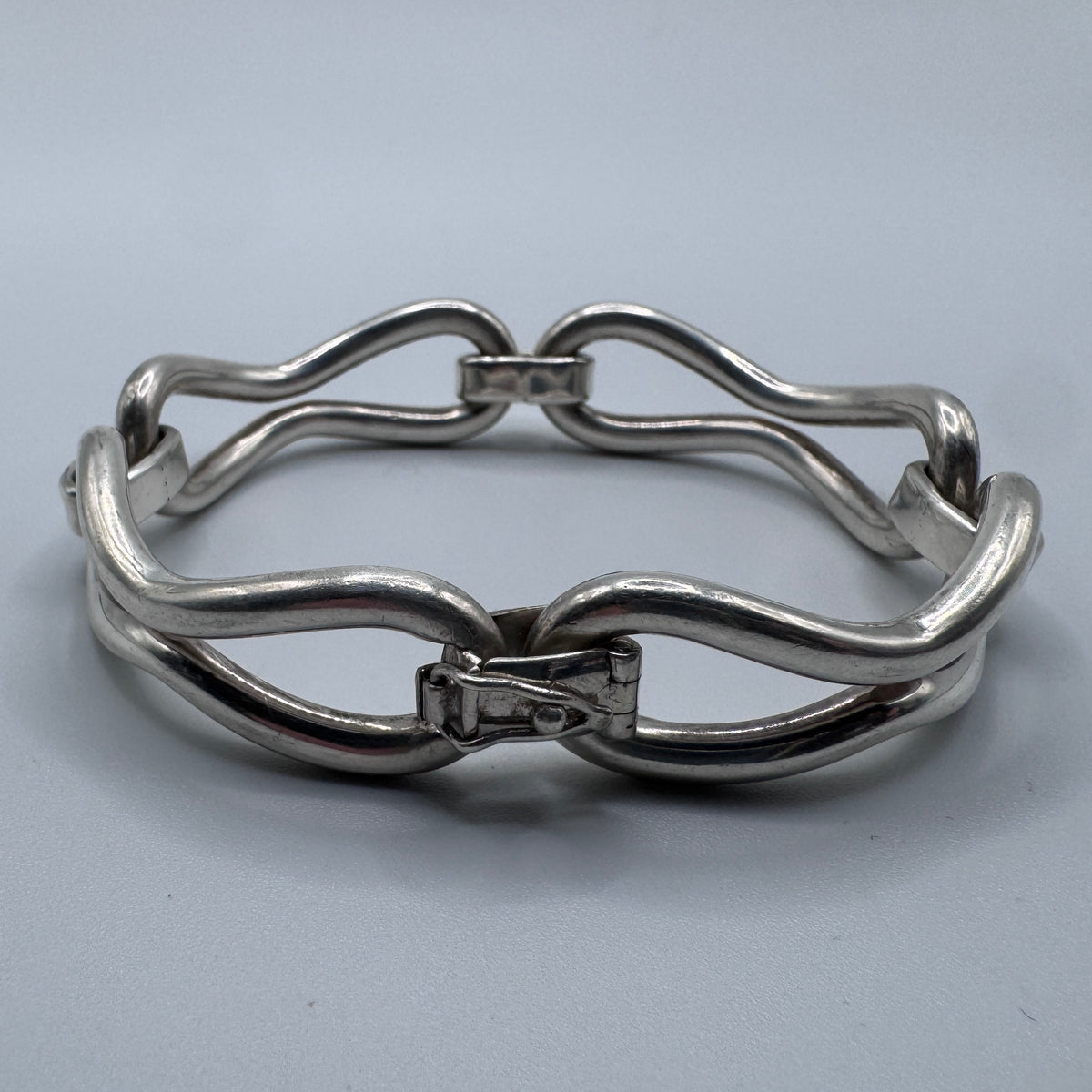 Bracelet ancien grosse maille en argent massif