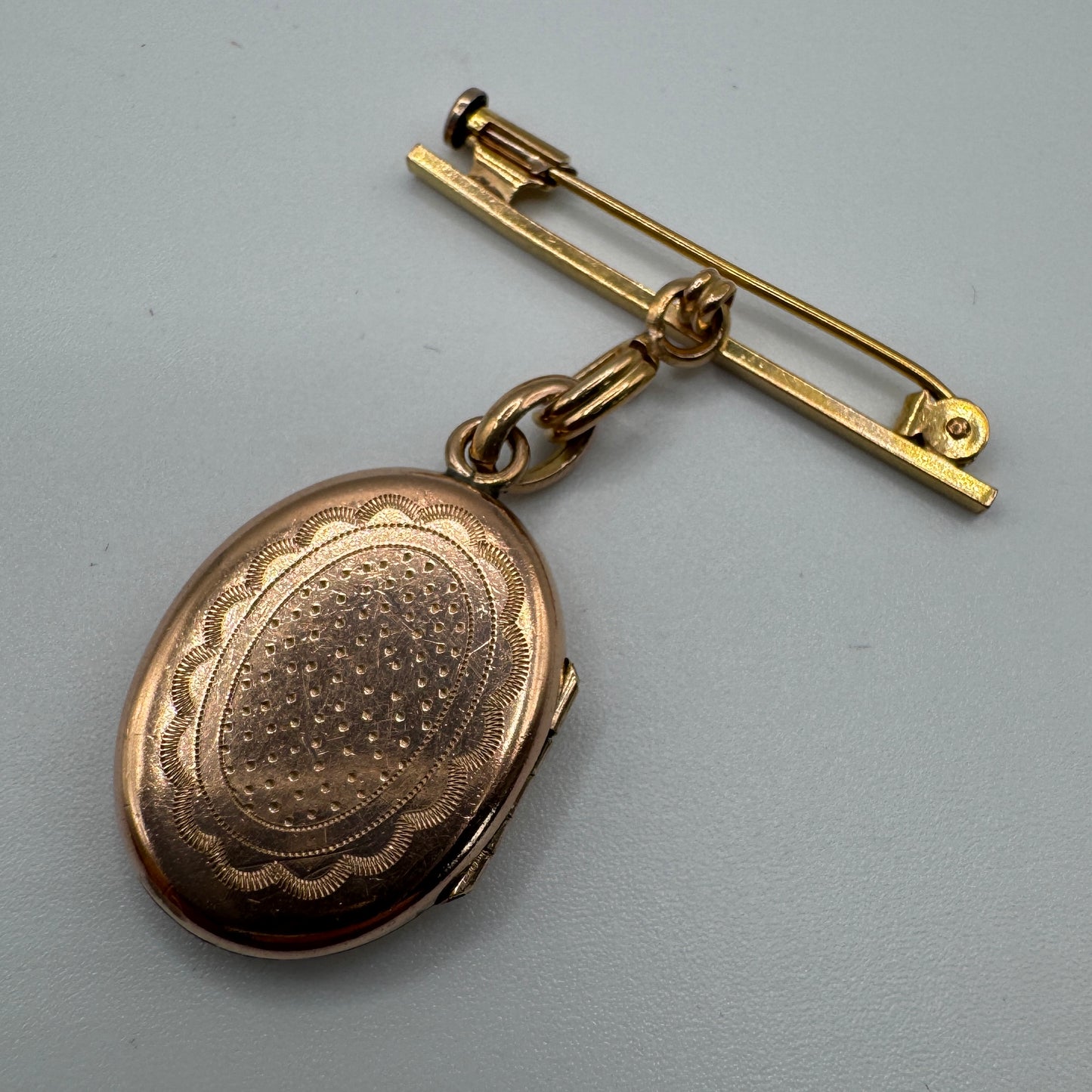 Pendentif ancien porte photo ou relique - plaqué or