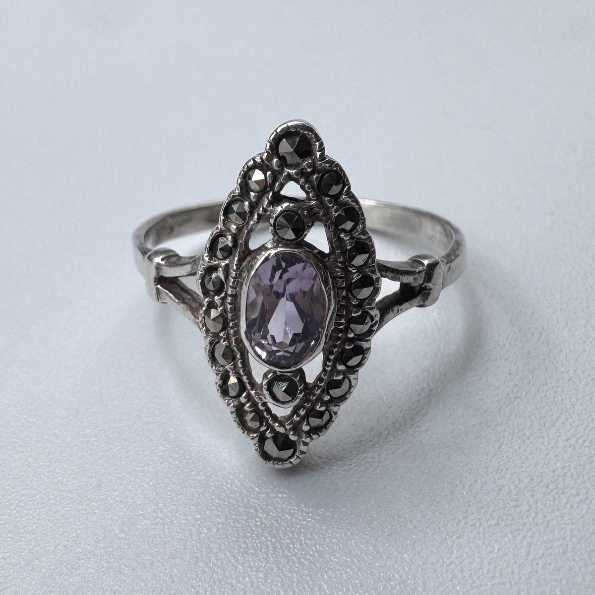 Superbe bague ancienne en argent et améthyste