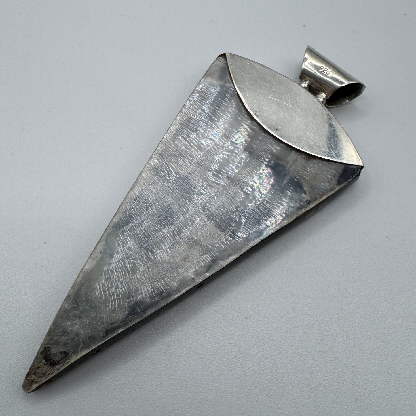 Grand pendentif en argent et oursin noir