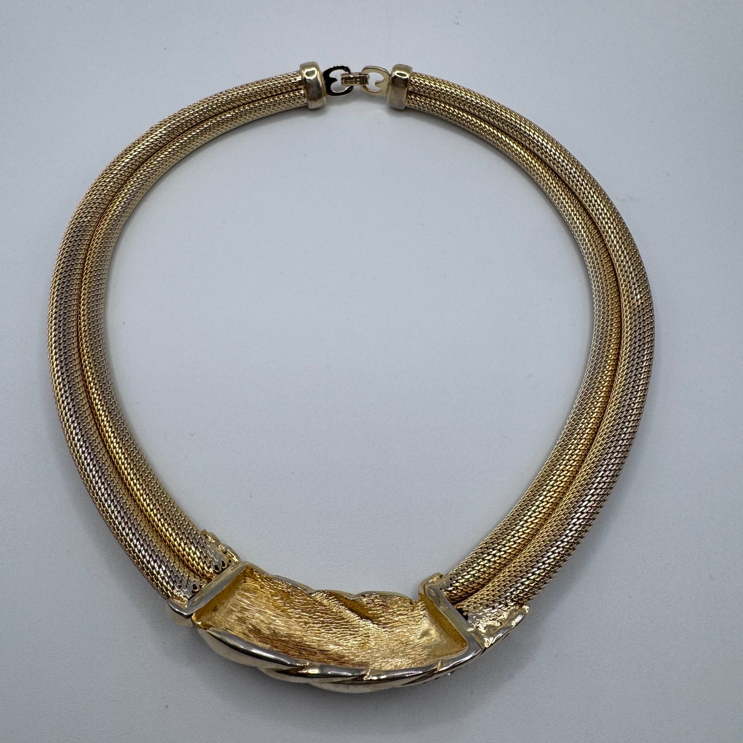 Gros Collier vintage createur signé Grossé - métal doré