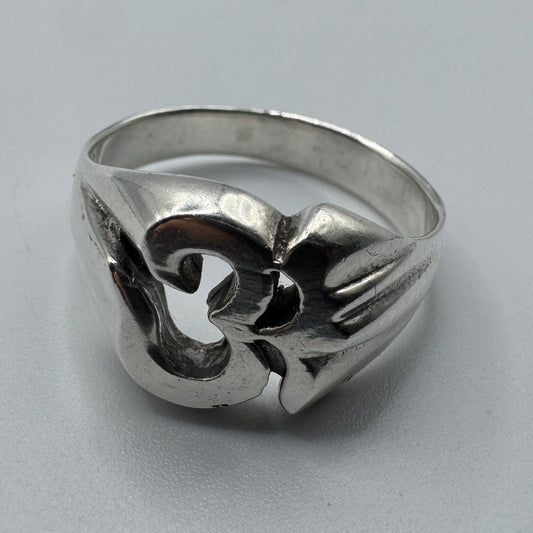 Bague en argent motif « Aum »