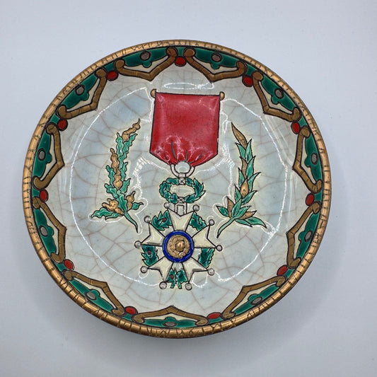 Vide poche ancien en faïence de Longwy - « légion d’honneur »