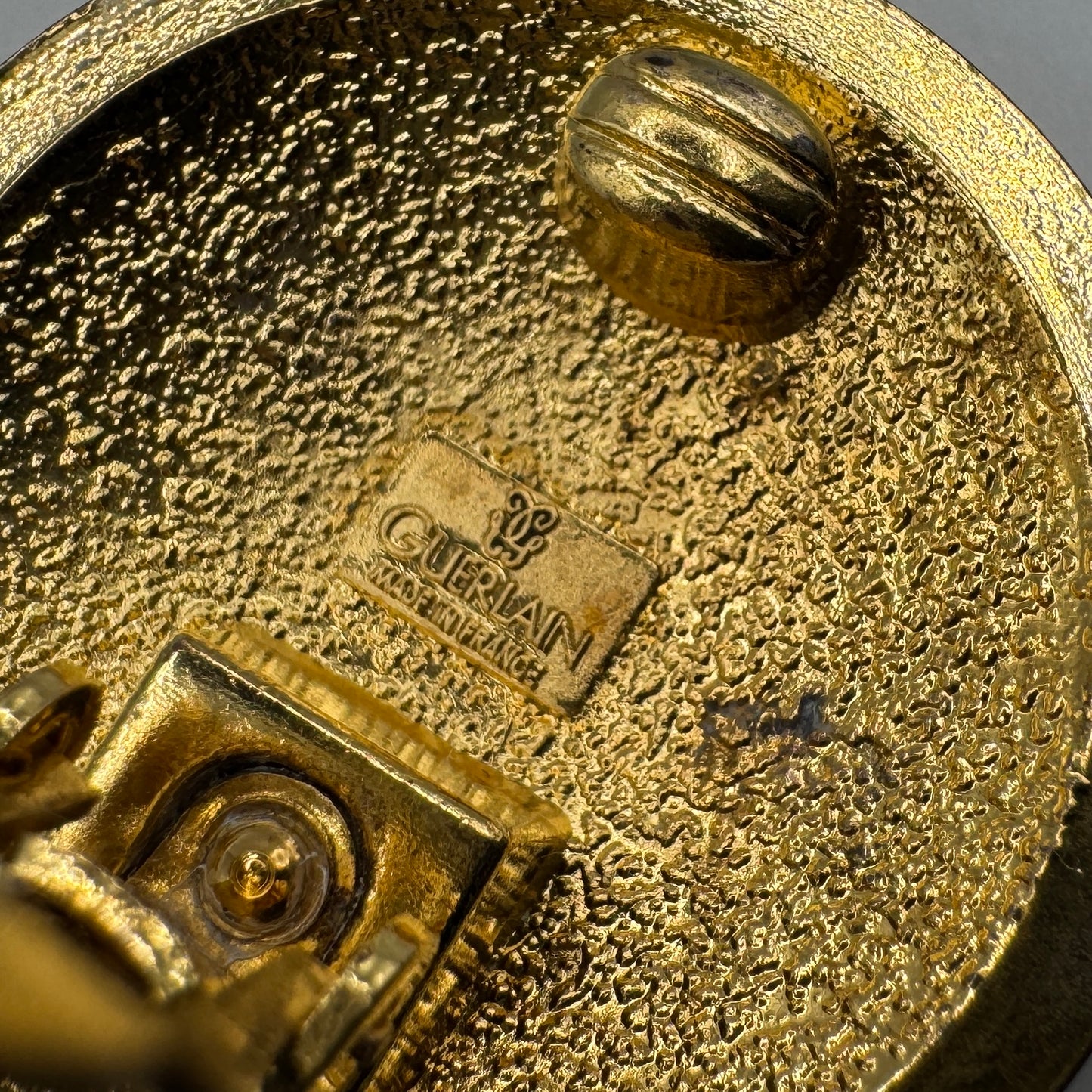 CLIPS D'OREILLES GUERLAIN vintage