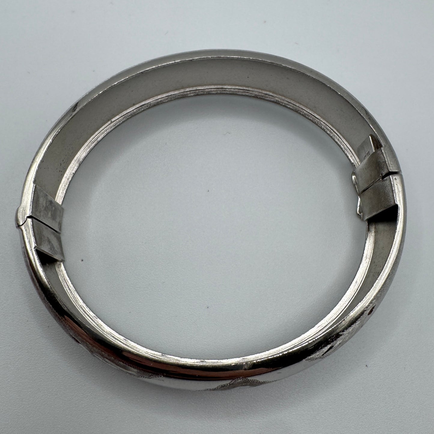 Joli Bracelet en argent rhodié ciselé « trèfle à 4 feuilles »