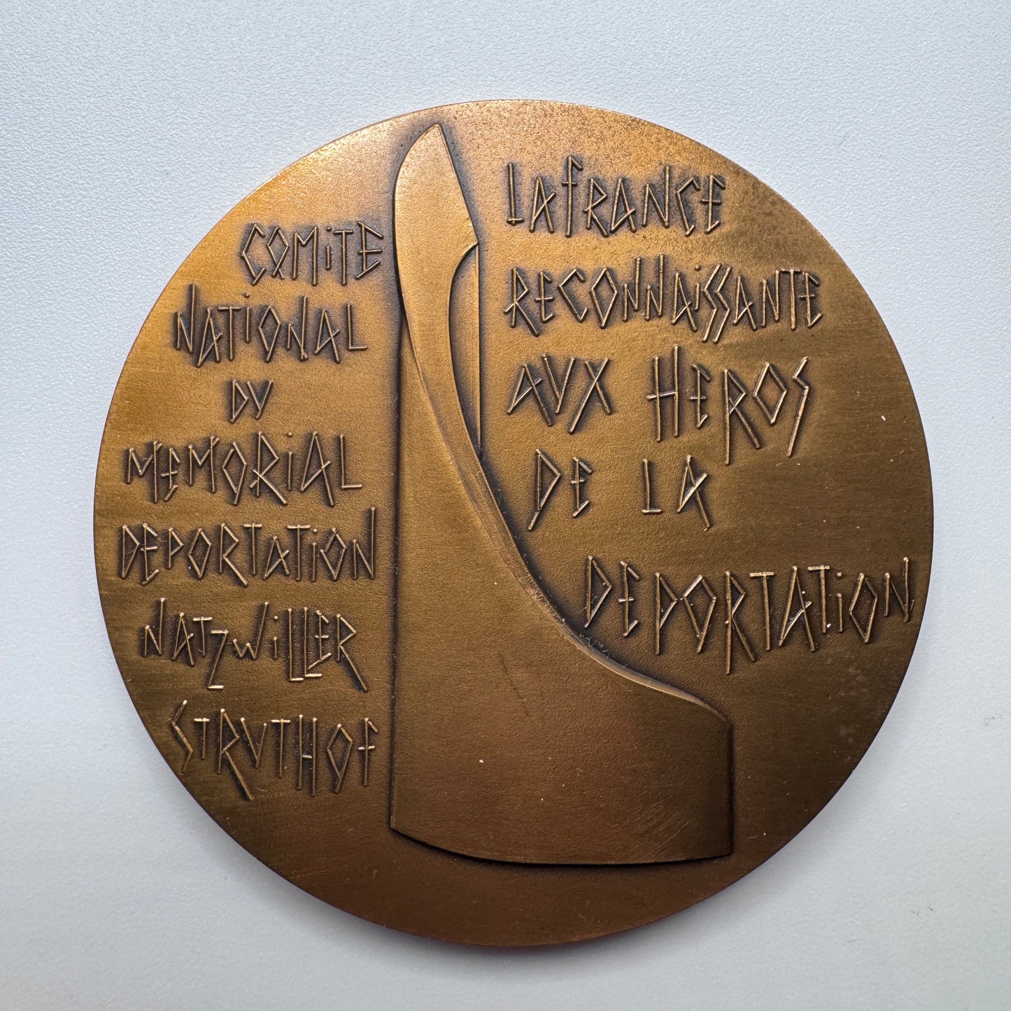 Médaille artistique « COMITE MEMORIAL DE LA DEPORTATION NATZWILLER STRUTHOF »