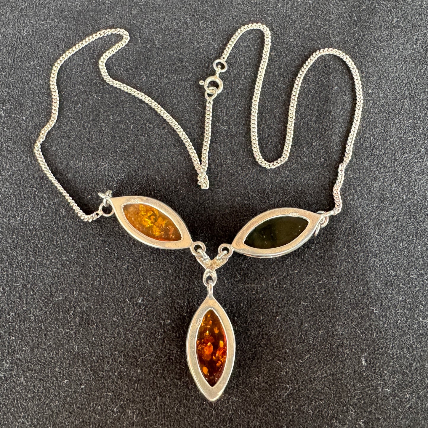 Collier en argent 925 et ambre