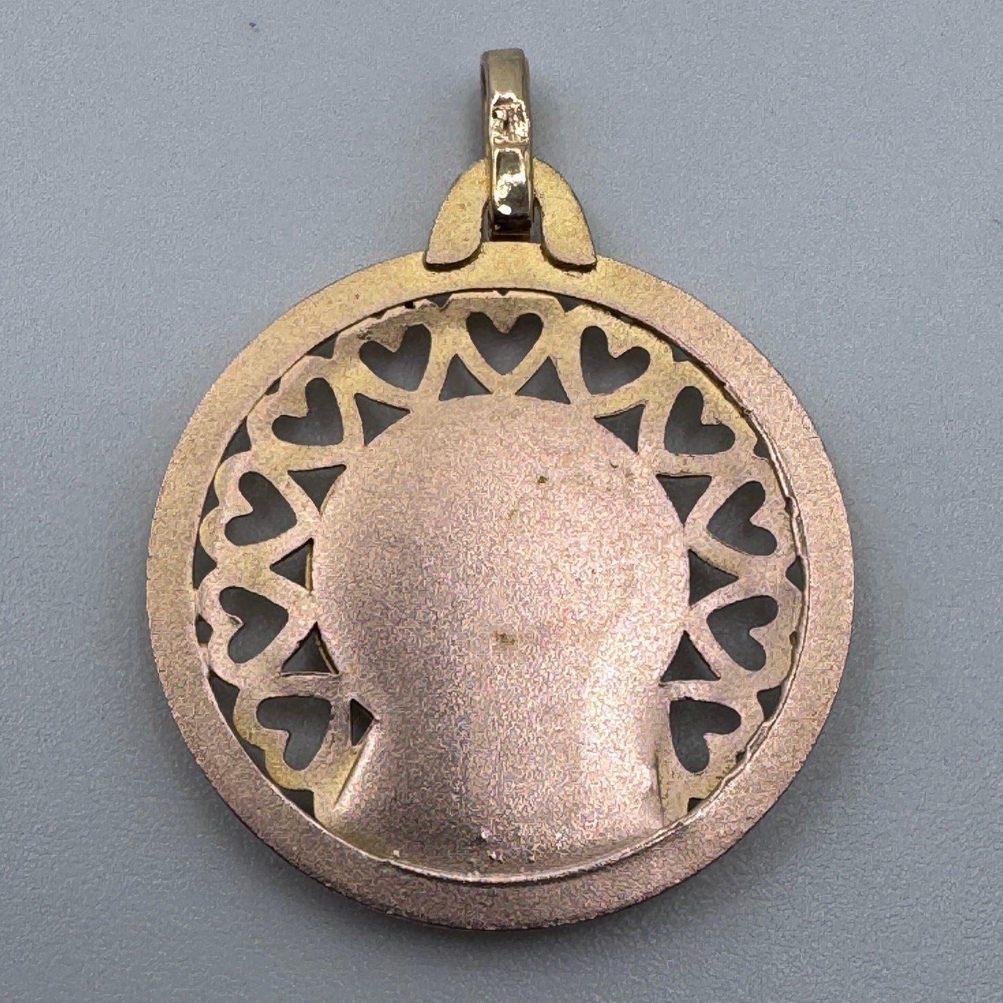 Superbe médaille religieuse ancienne plaqué or ORIA « Sainte Vierge » - neuf stock ancien bijoutier