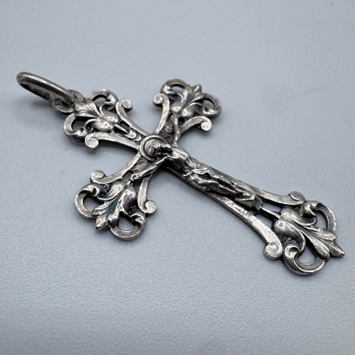 Superbe Croix crucifix ancien - argent massif