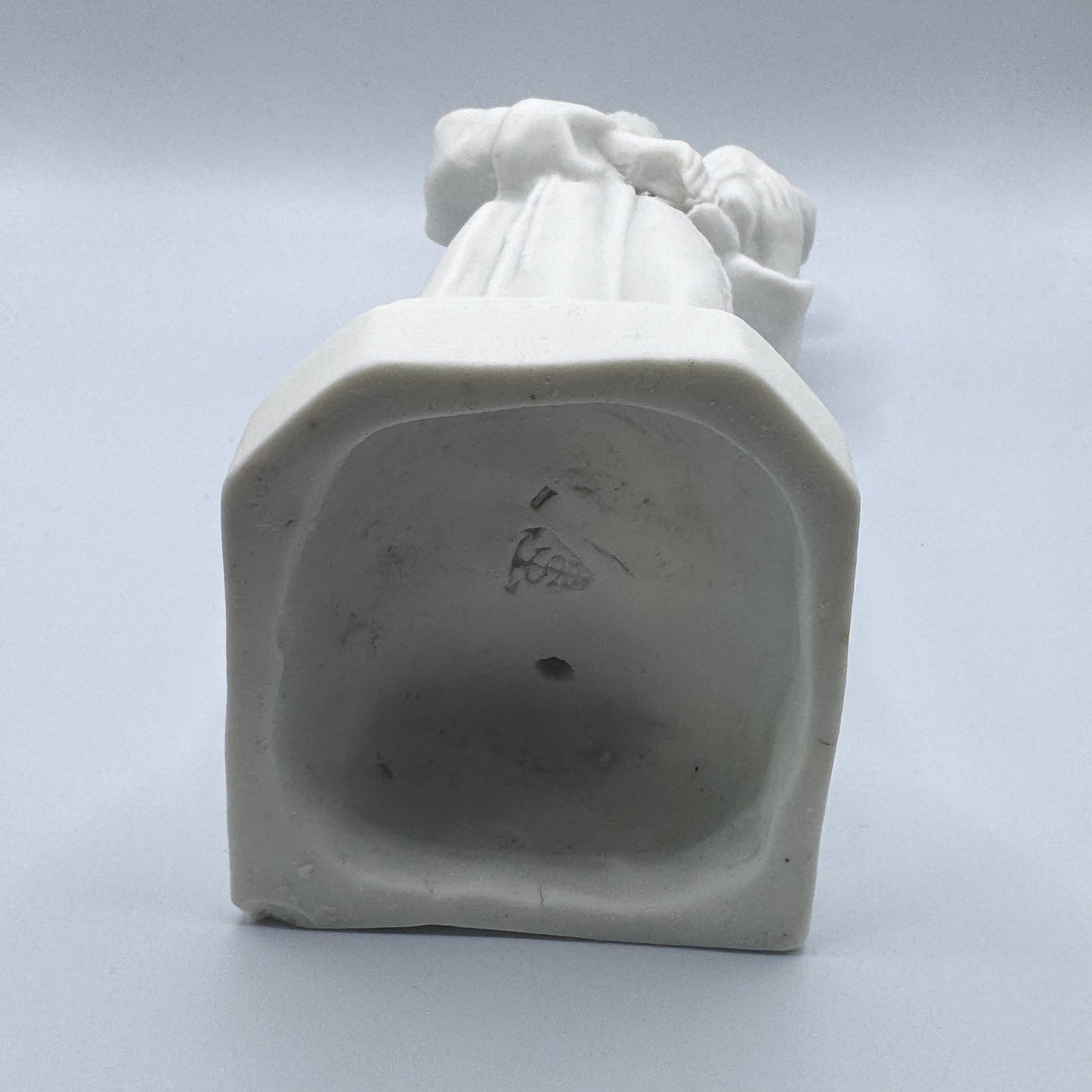 Sculpture religieuse ancienne en biscuit  - Saint-Antoine
