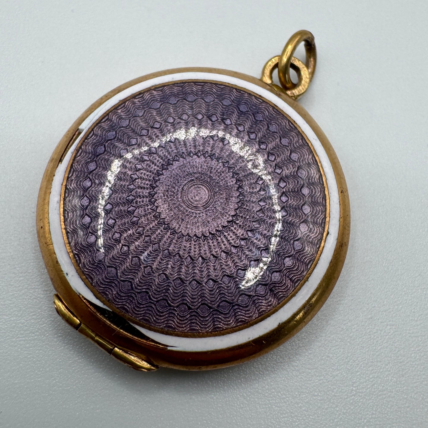 Pendentif ancien porte photo ou relique - bronze émaille