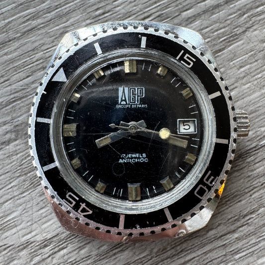 Montre bracelet mécanique de plongée ancienne
