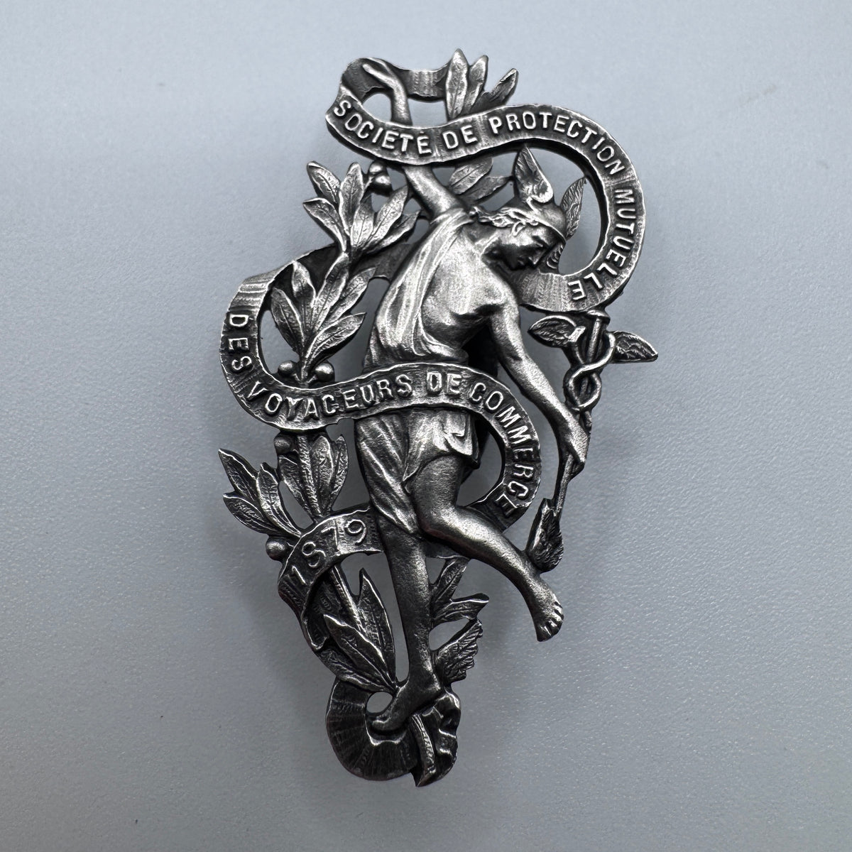 Rare Insigne de boutonnière Ancien « societe de protection mutuelle 1879 » - représentant le Dieu Mercure