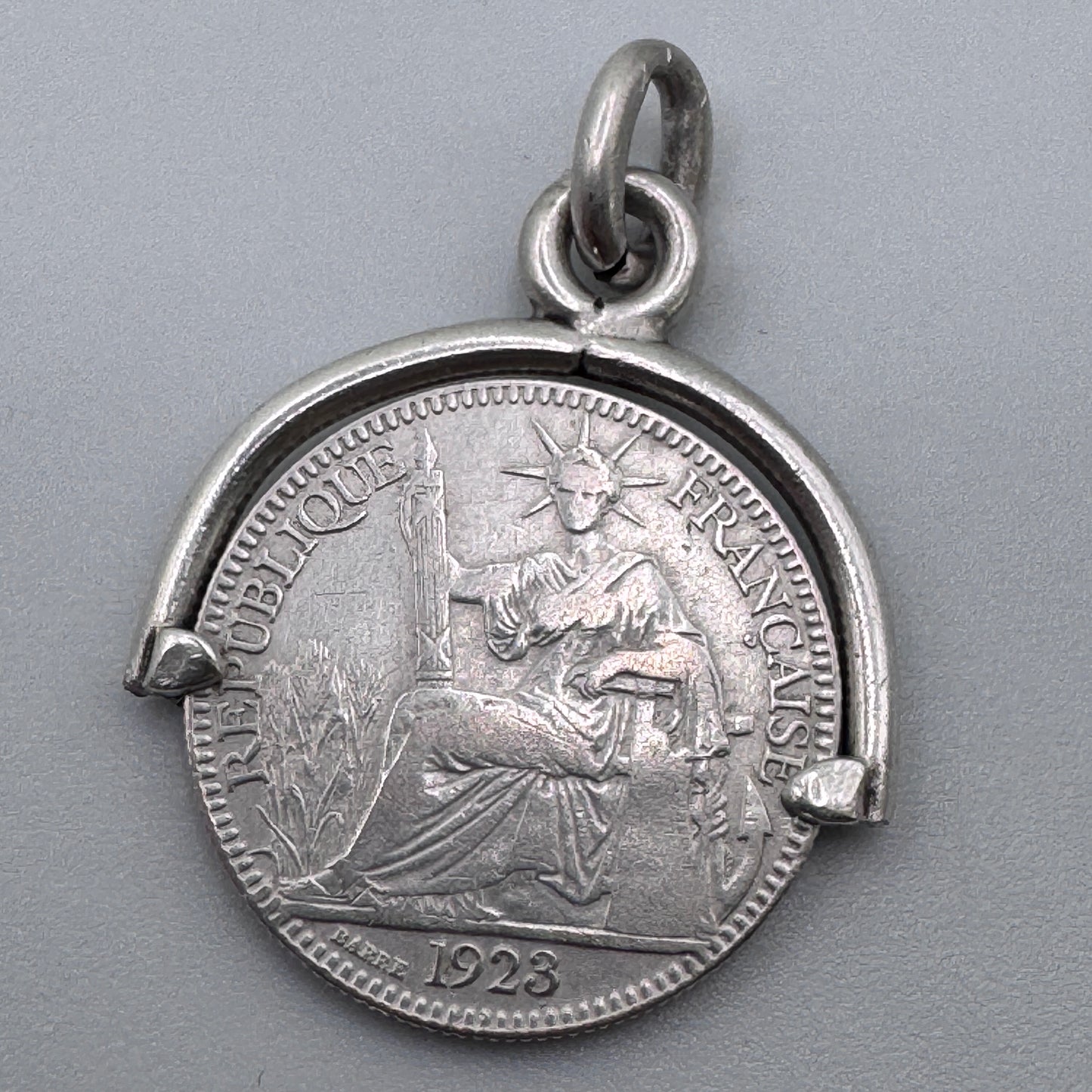 Pendentif ancien « monnaie Indochine » - argent massif