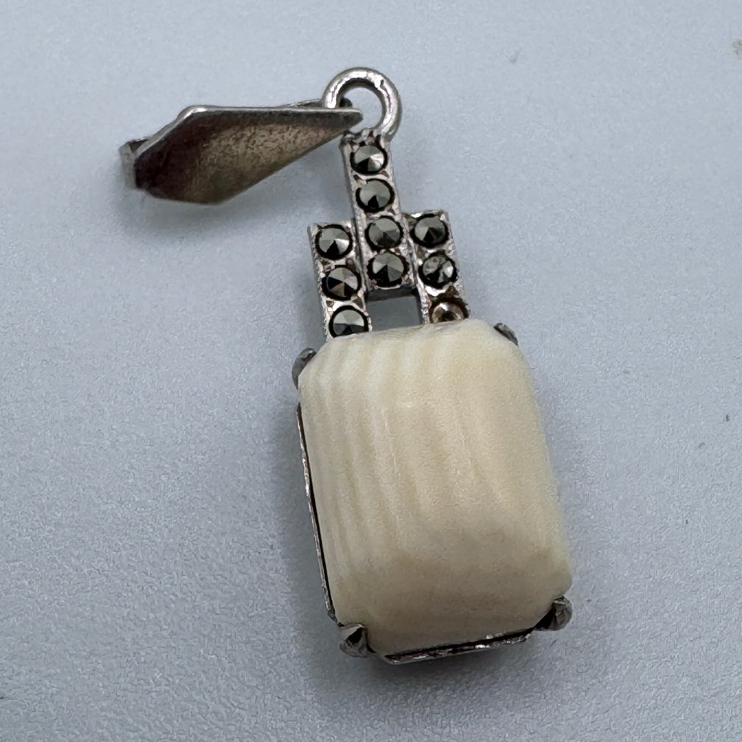 Petit Pendentif ancien Art Deco - argent massif