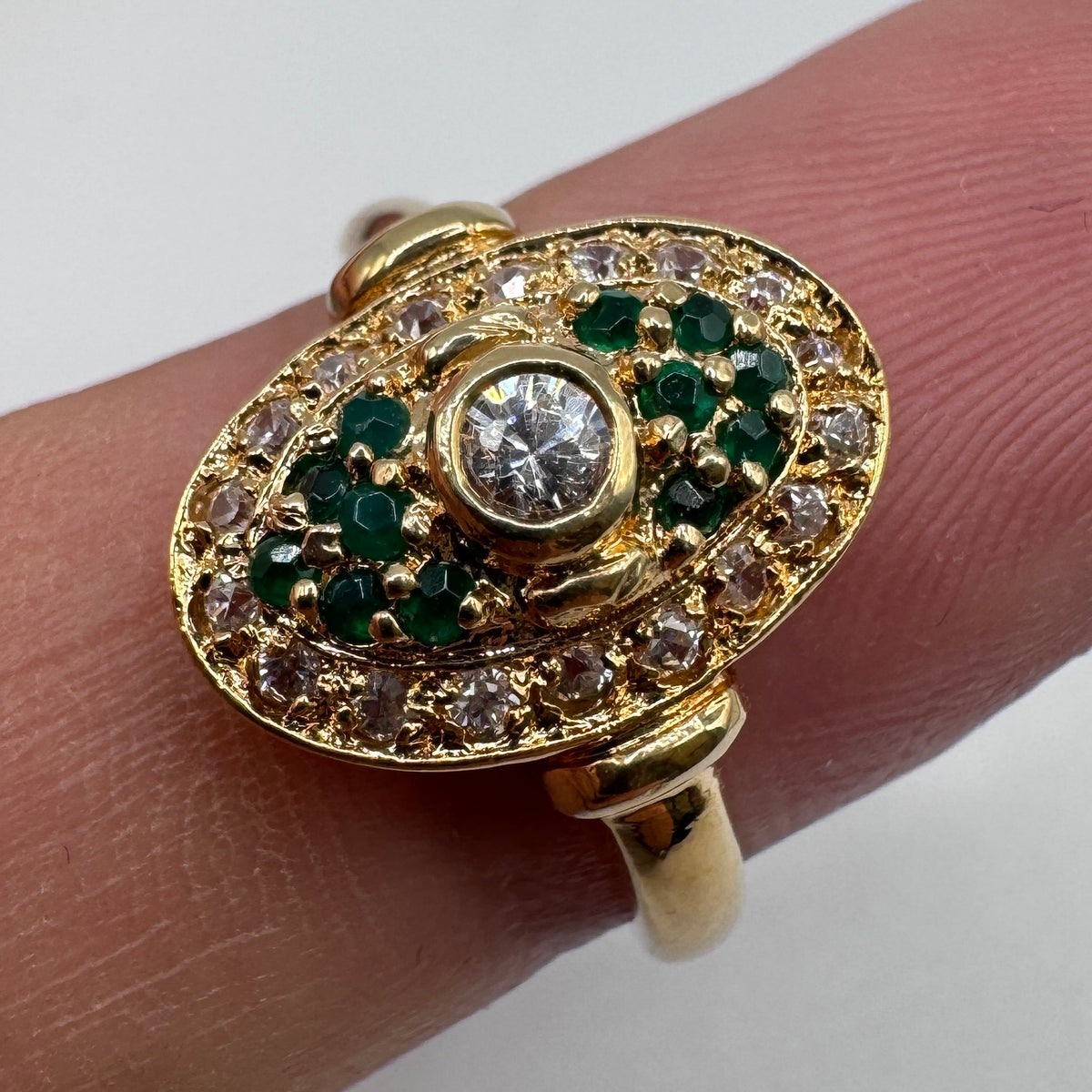 Superbe Bague en plaqué or - pierres et verroterie