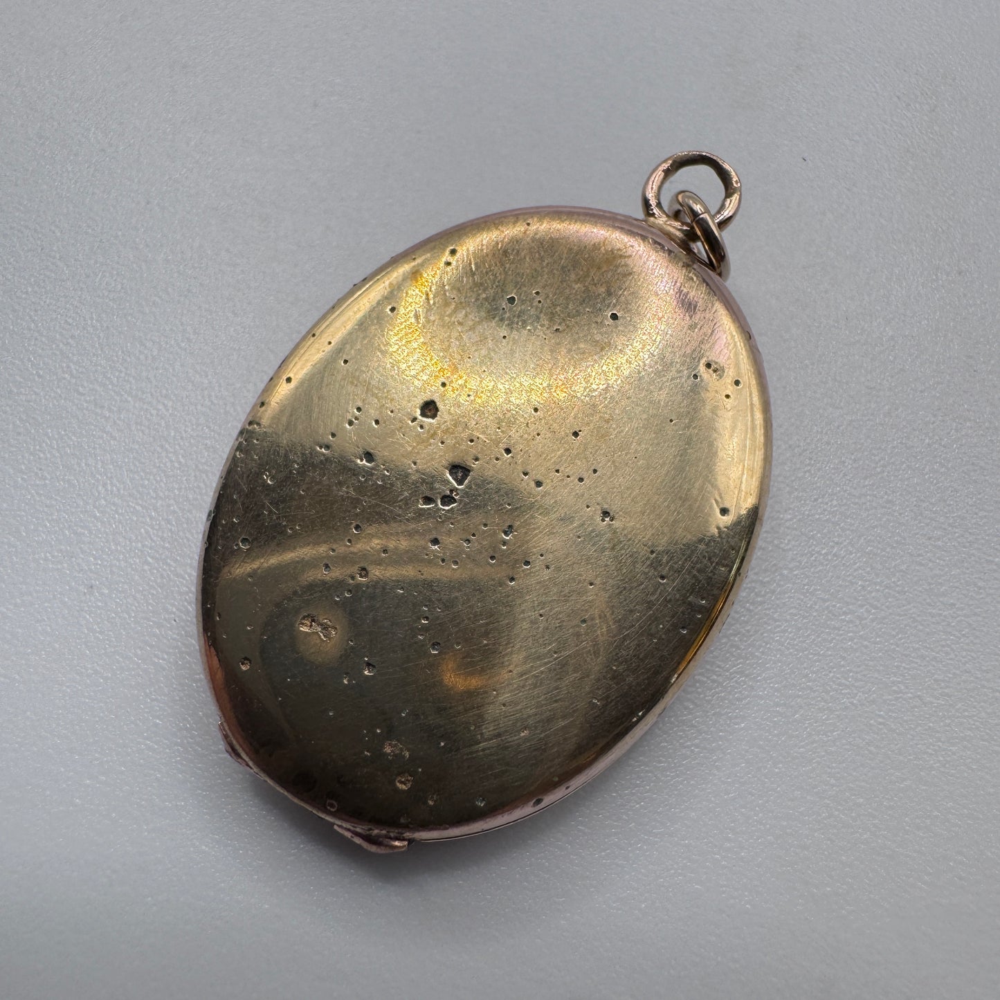Pendentif ancien porte photo en plaqué or