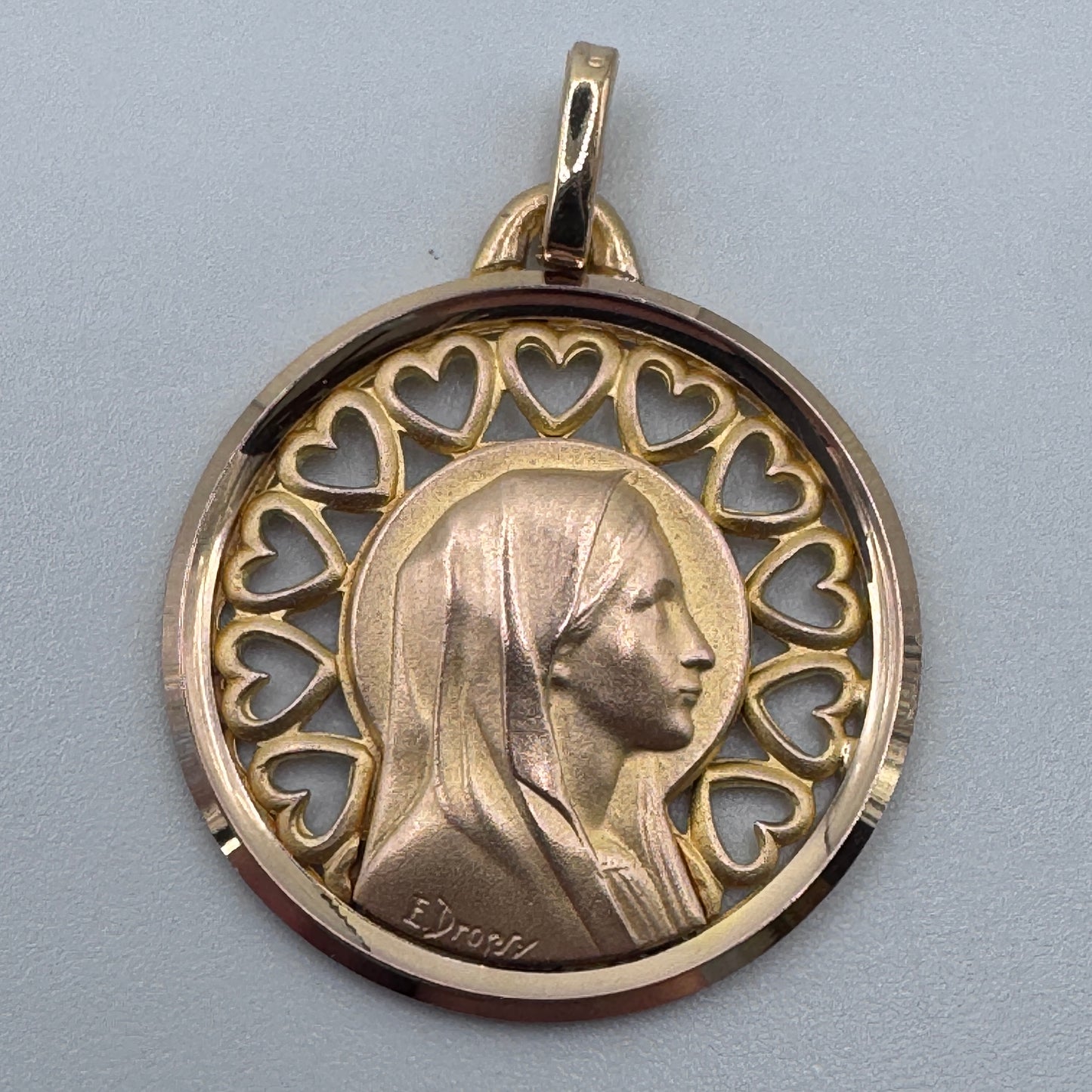 Superbe médaille religieuse ancienne plaqué or ORIA « Sainte Vierge » - neuf stock ancien bijoutier