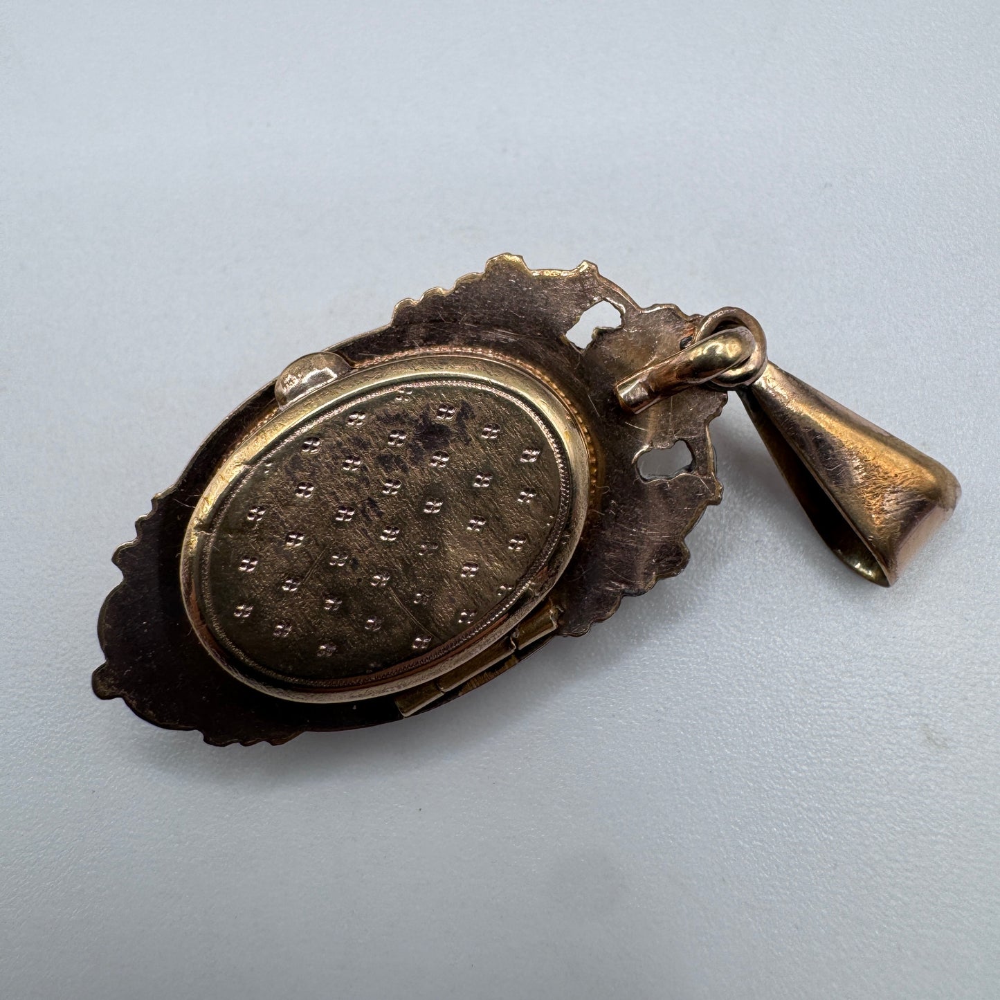 Pendentif ancien porte photo en plaqué or