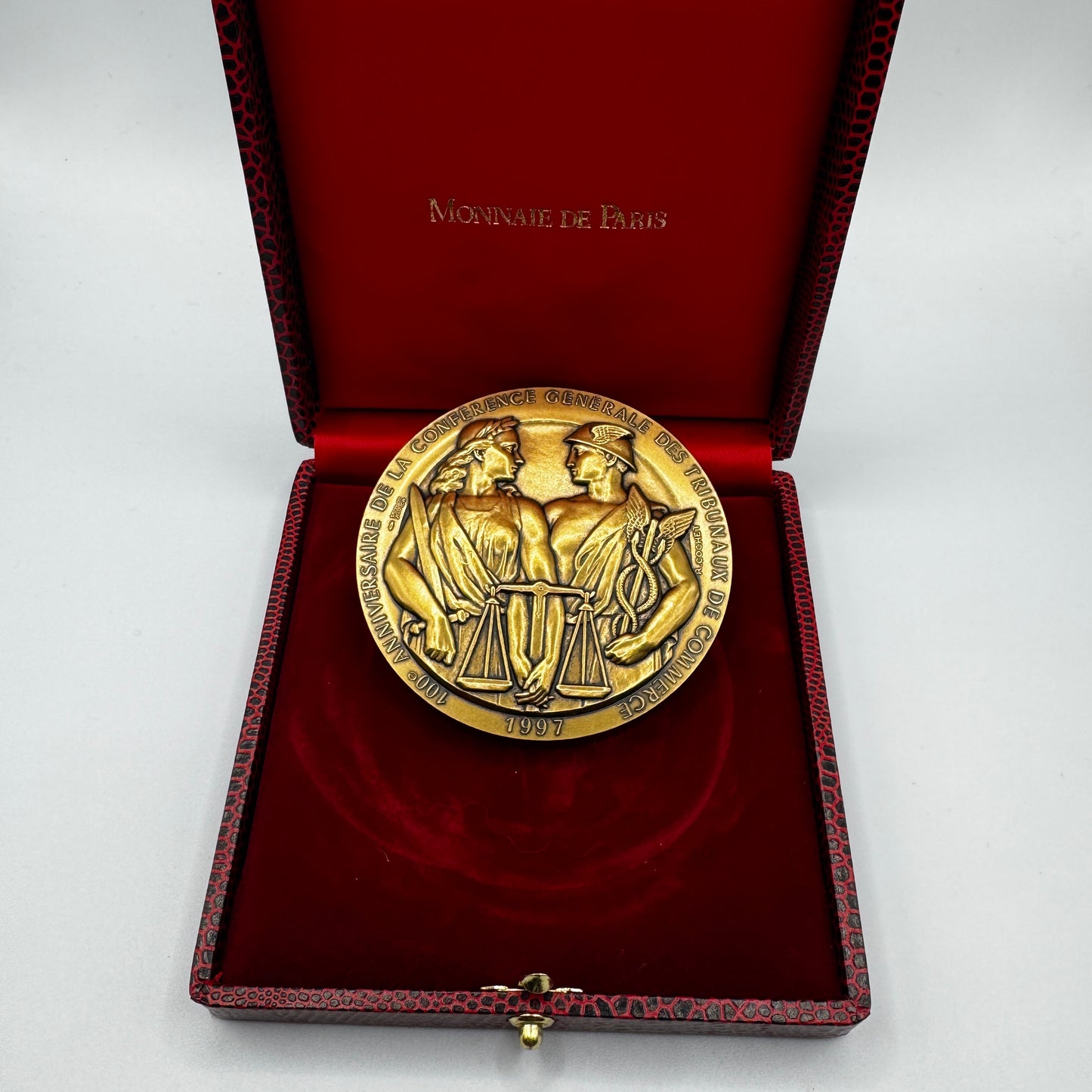 Médaille artistique en bronze « Tribunaux de commerce de Paris »