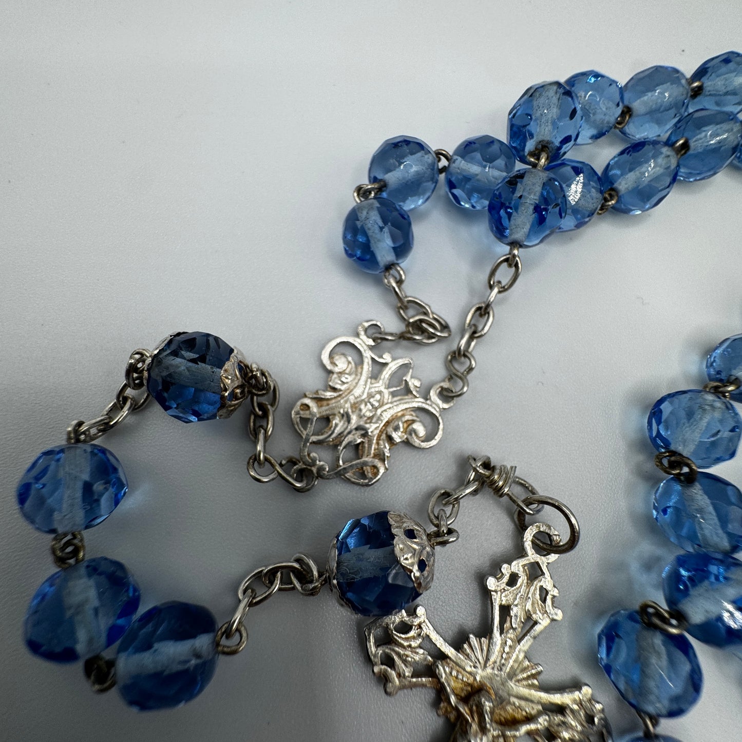 Chapelet ancien en argent et perles de verre biseauté