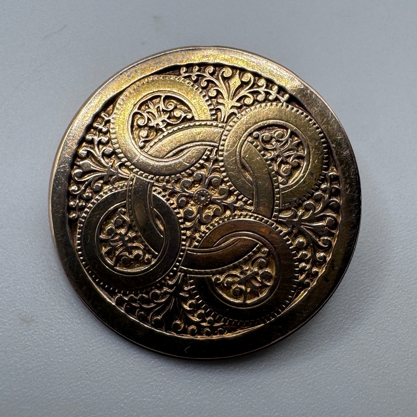 Broche ancienne Art Deco - plaqué or MURAT