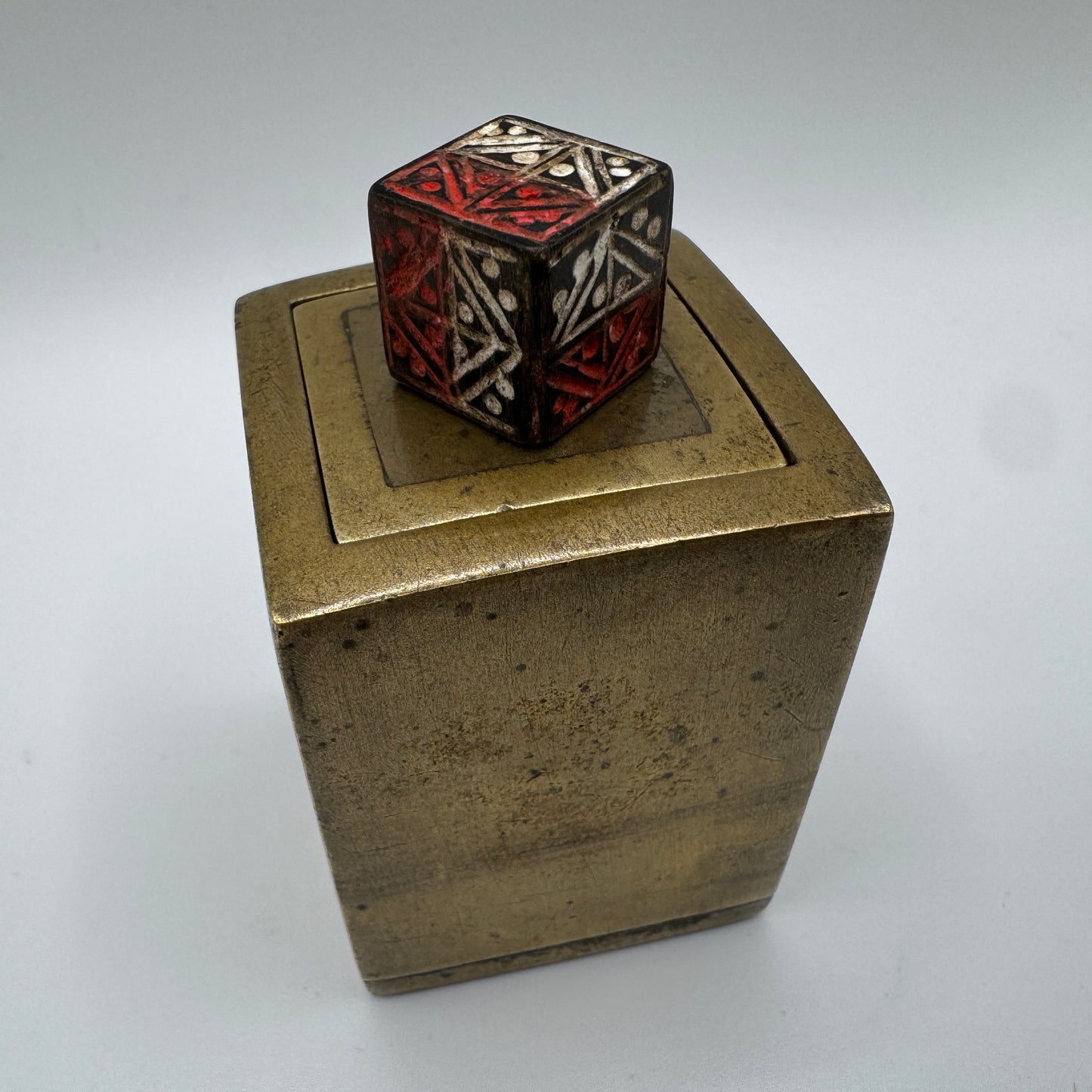 Jeu de dé asiatique ancien en bronze - vers 1900