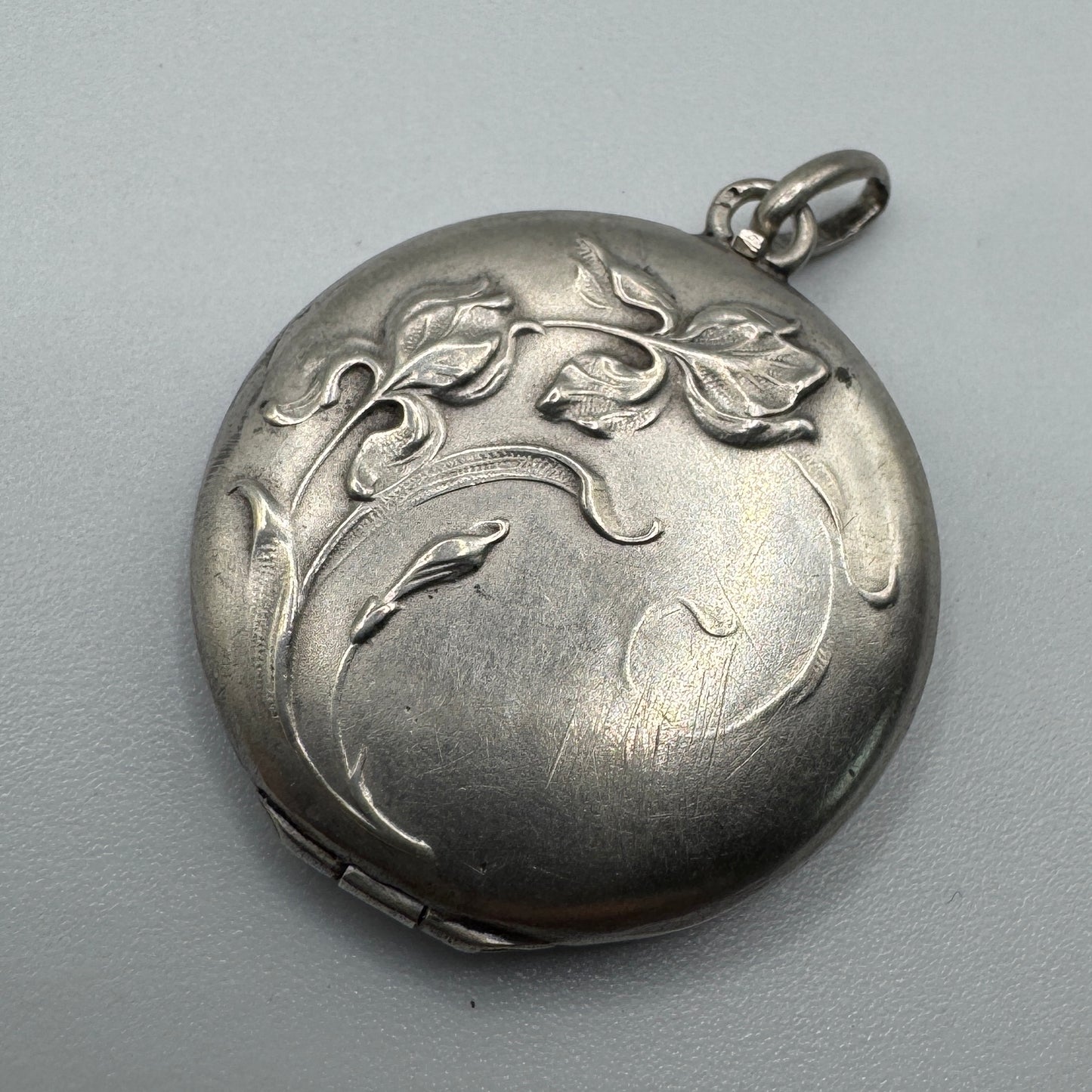 Pendentif ancien porte photo ou relique ART NOUVEAU - Argent massif