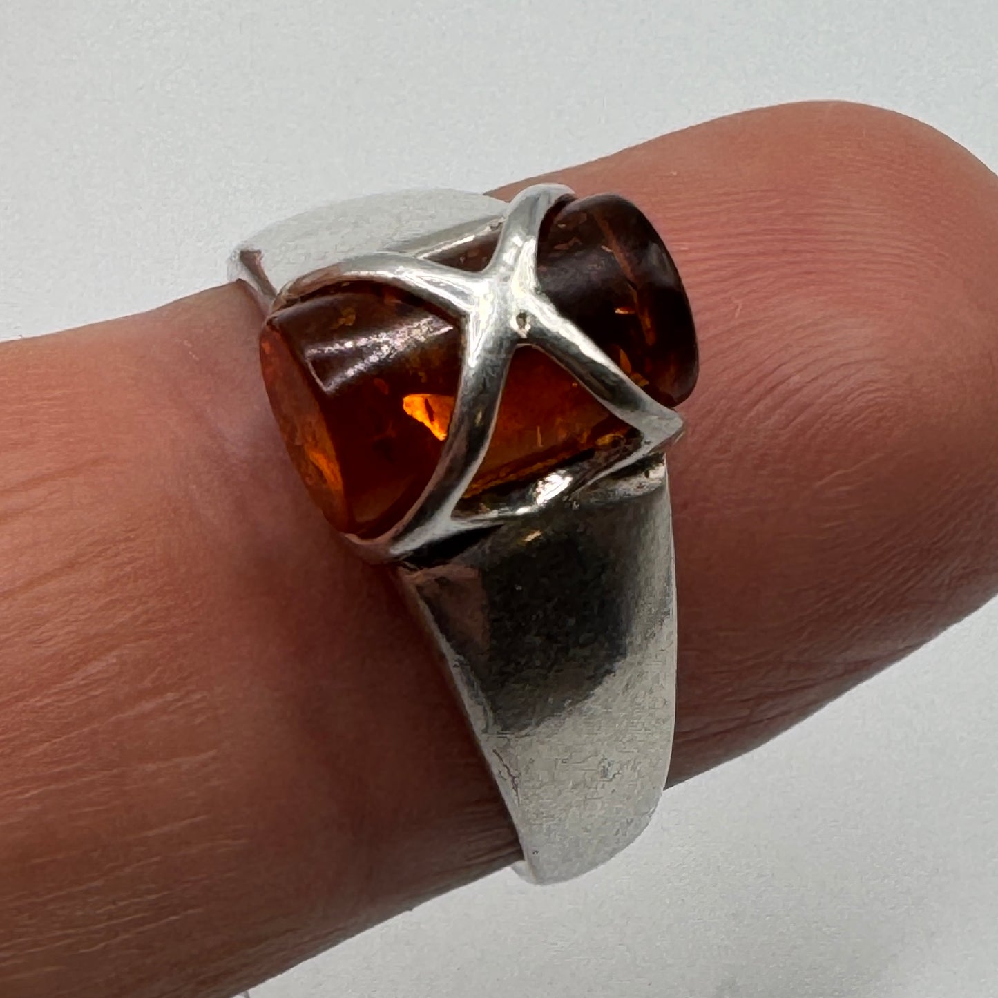 Jolie Bague en argent et ambre