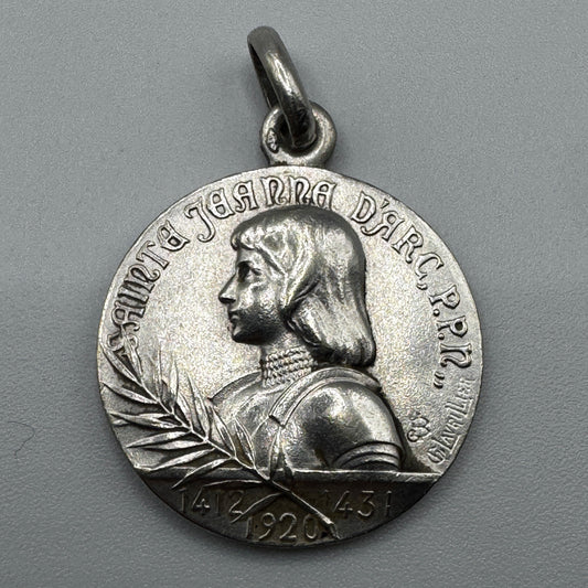Médaille religieuse ancienne « Jeanne D’Arc »