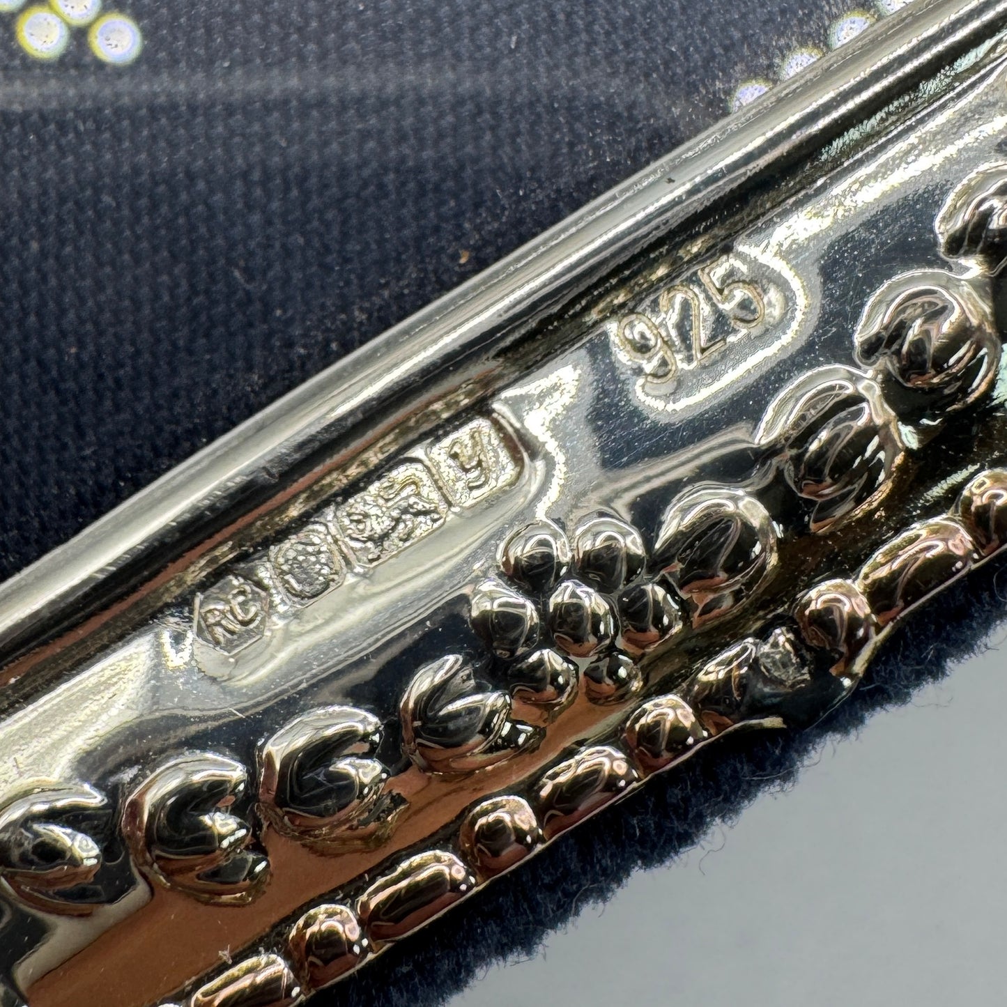 Superbe Cadre anglais - velours et argent massif