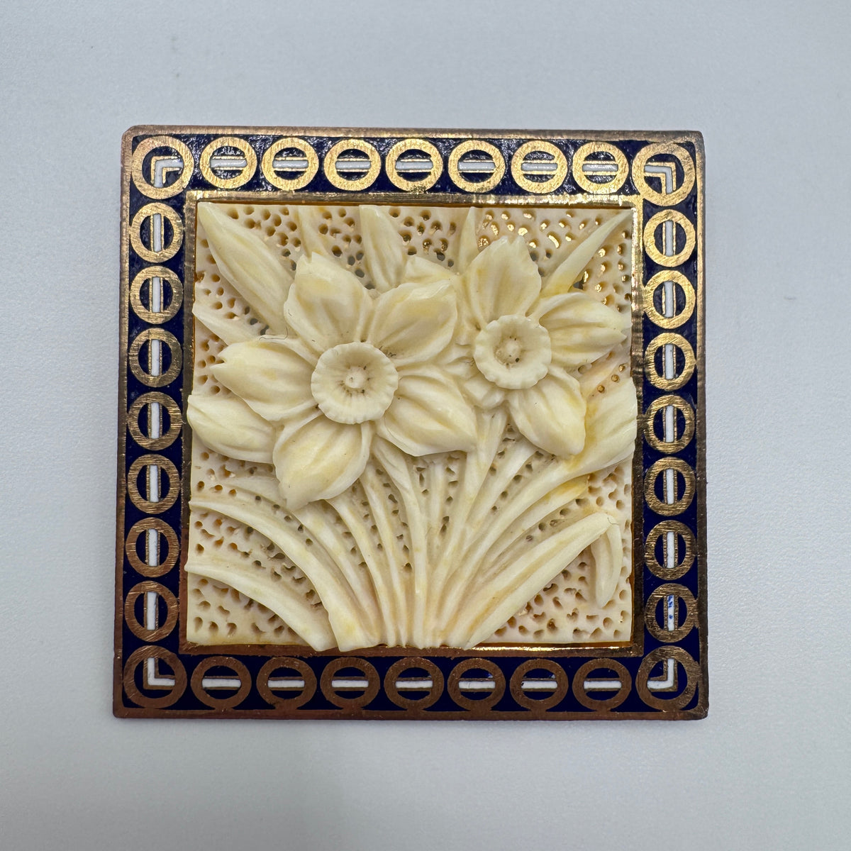 Rare Broche ancienne art Deco « les jonquilles » - métal doré émaillé bleu nuit et doré