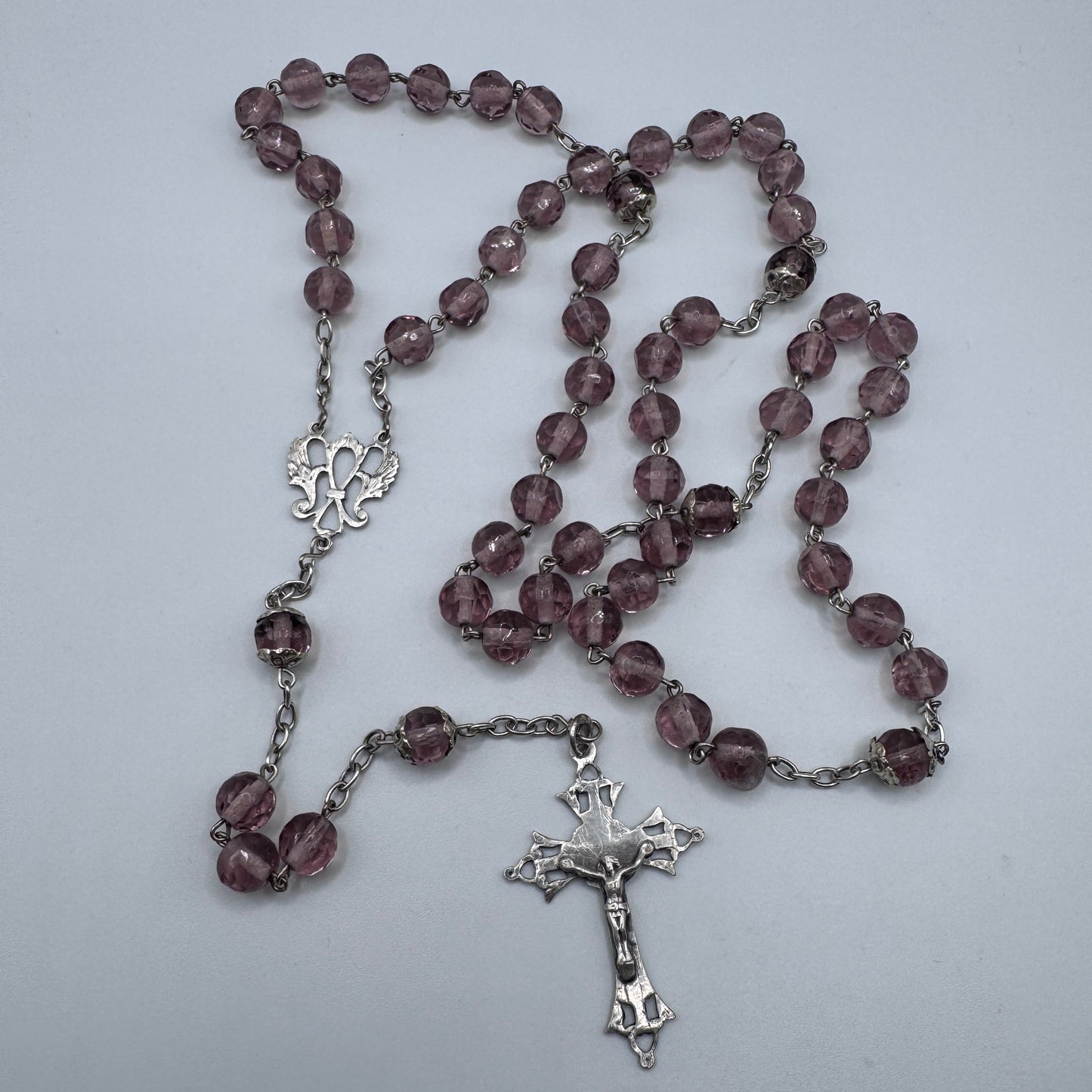 Chapelet ancien et perles en verre améthyste