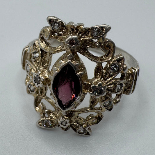 Bague ancienne vers 1900 en argent et pierre