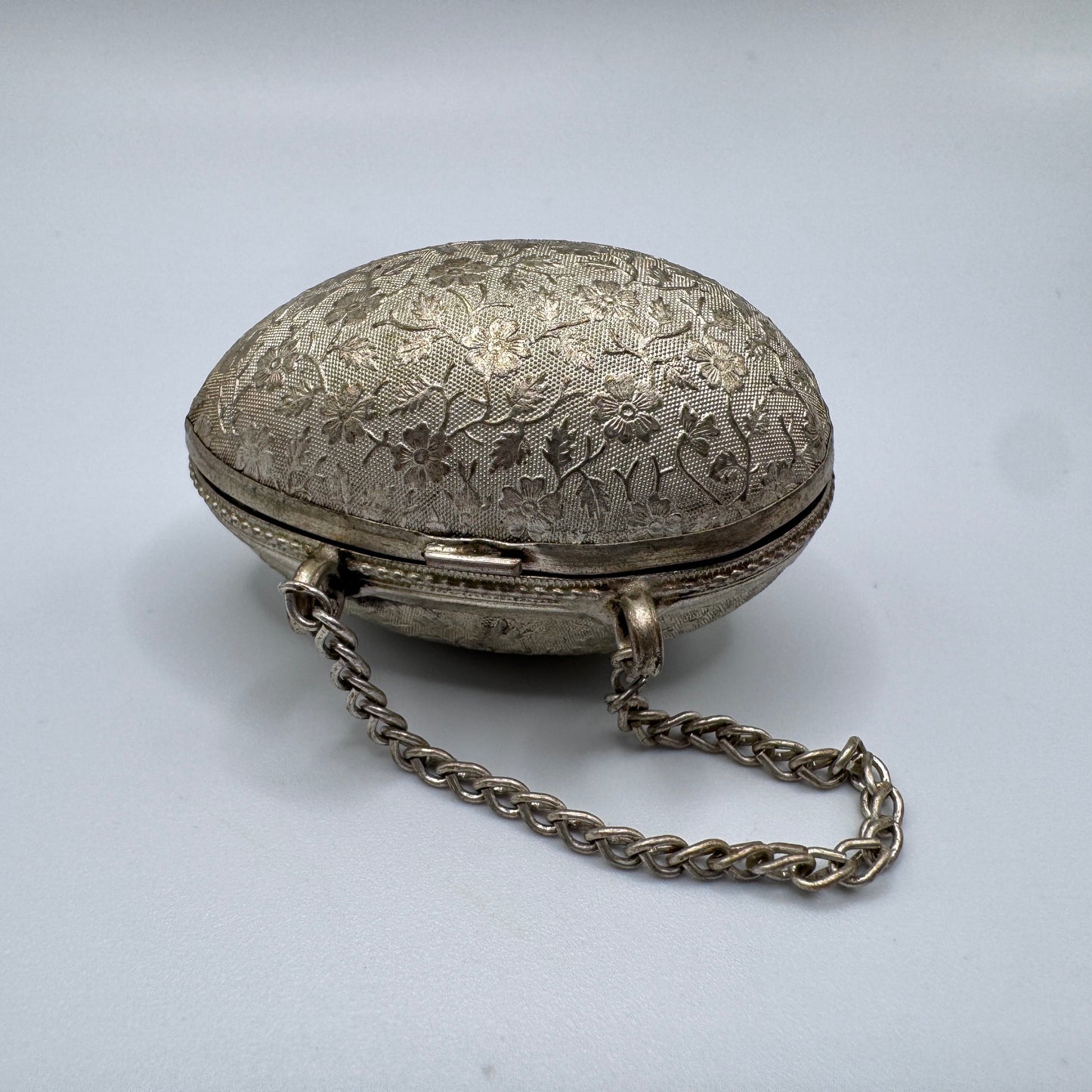 Dé à coudre ancien en argent avec boîte œuf