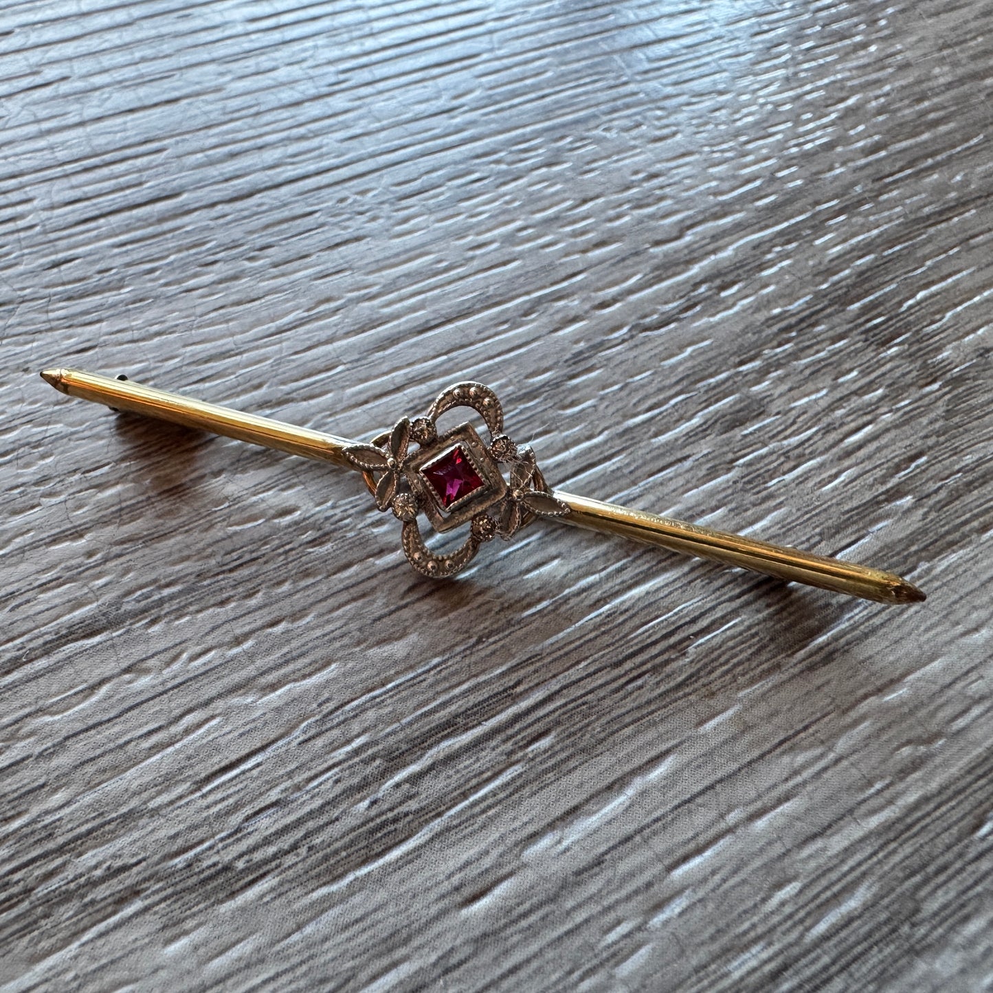 Broche ancienne en plaqué or - vers 1900