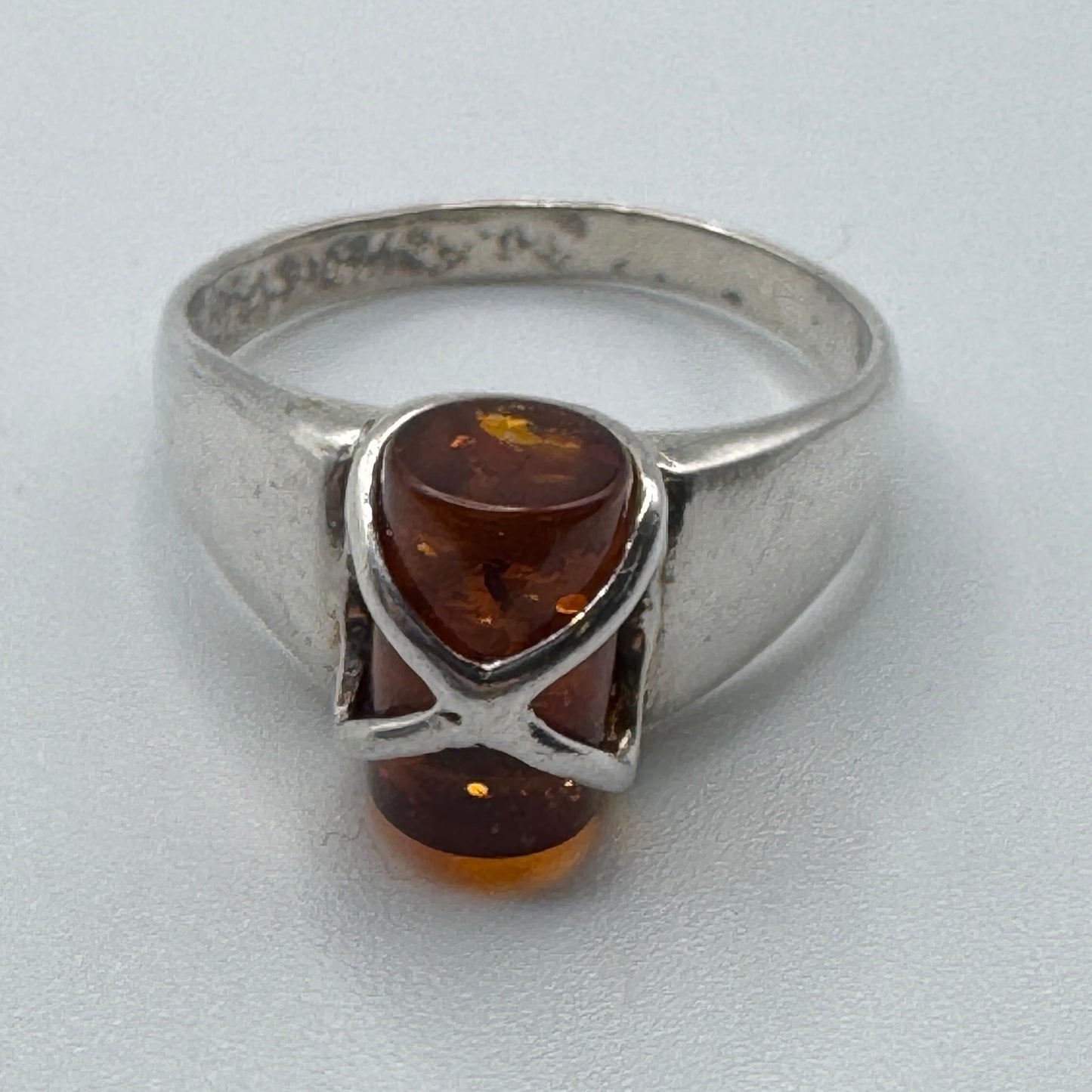 Jolie Bague en argent et ambre