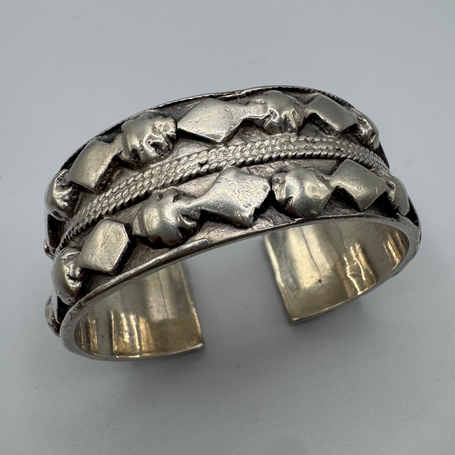 Gros Bracelet ancien en argent - ethnique