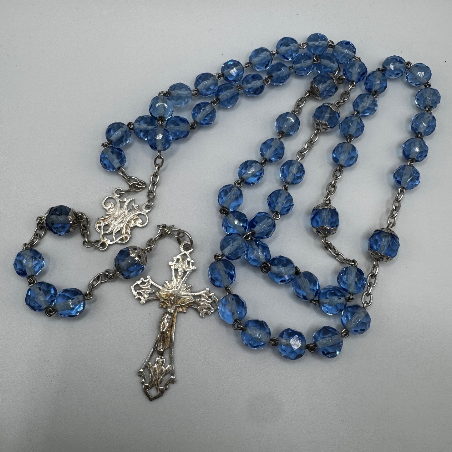 Chapelet ancien en argent et perles de verre biseauté